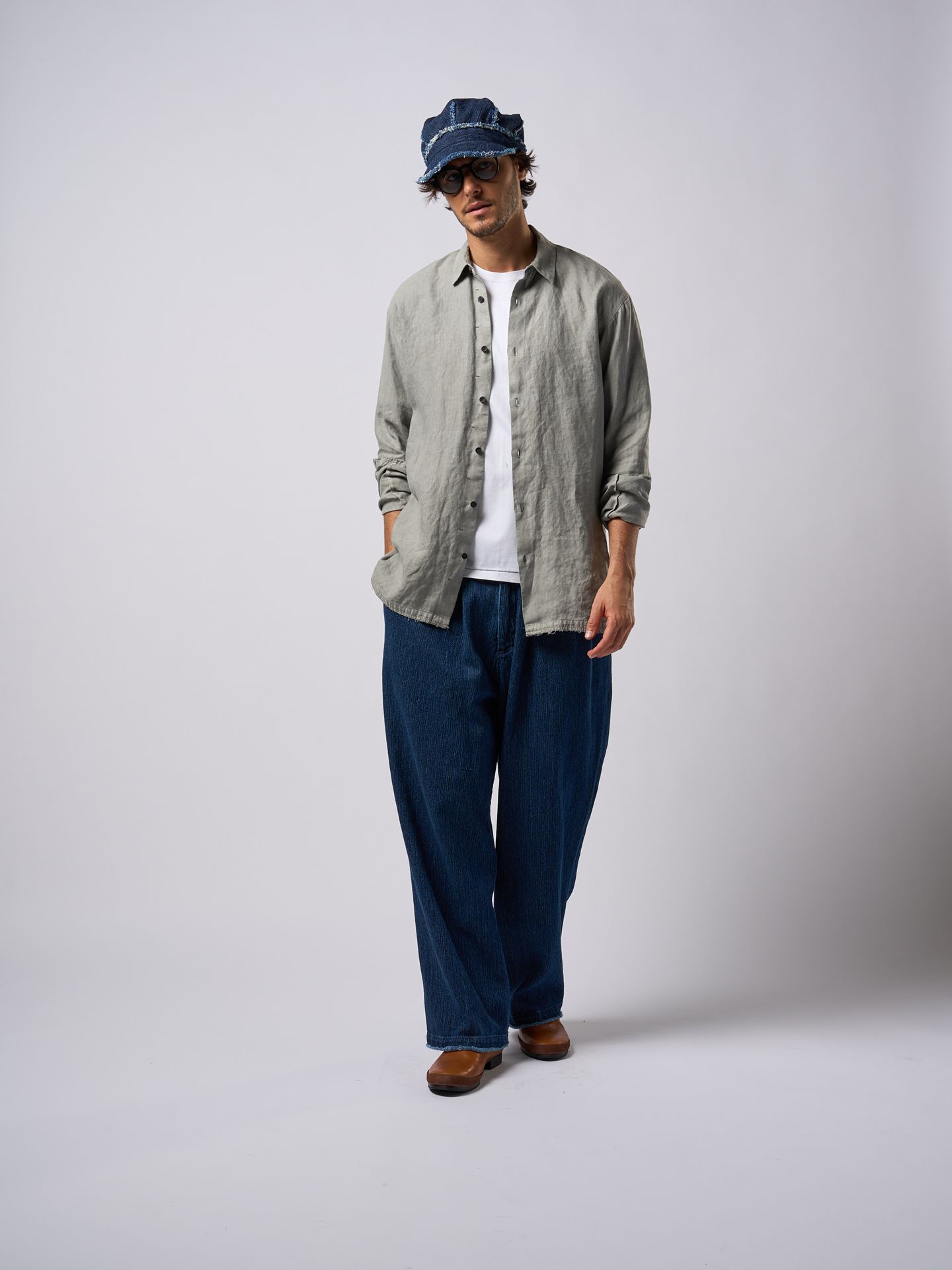 【予約品9月16日 10時締め】 2-tuck wide trousers / ワイドトラウザーズ / used