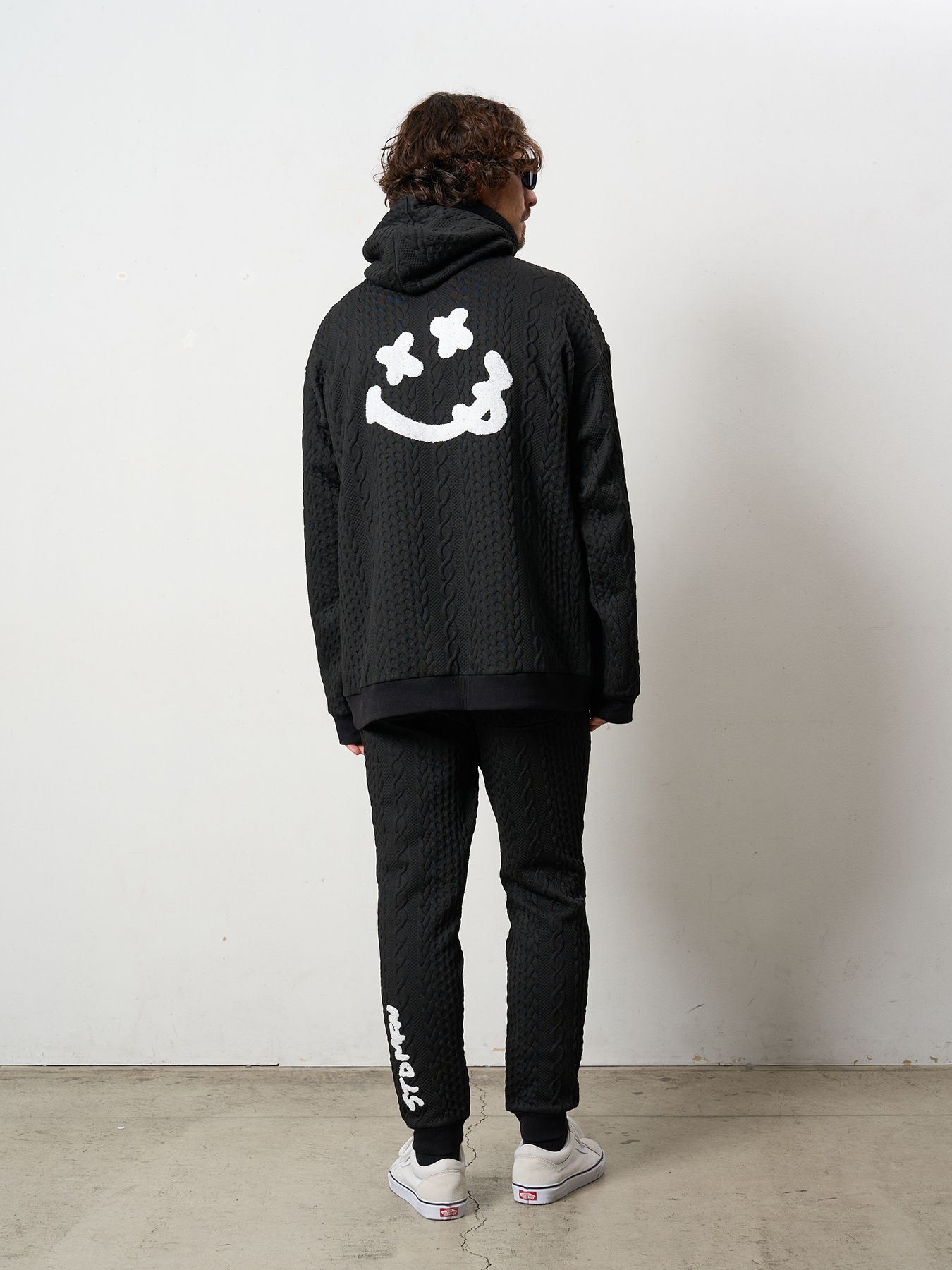 【予約品 5月8日(木) AM10時 締切】 ケーブルジャガードダブルフェイス サガラ刺繍リブパンツ / ブラック