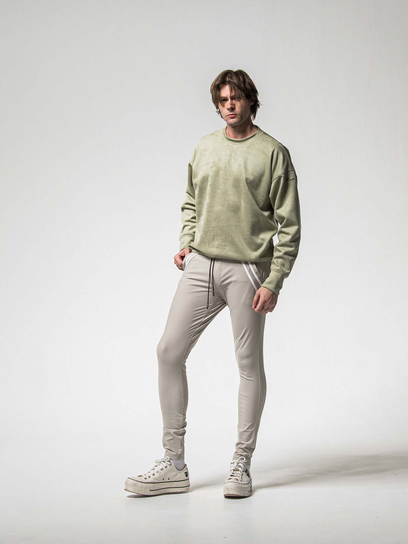【予約品 8月31日(日) 締切】SUEDE DROP TRAINER / スウェード ドロップショルダートレーナー / カーキ