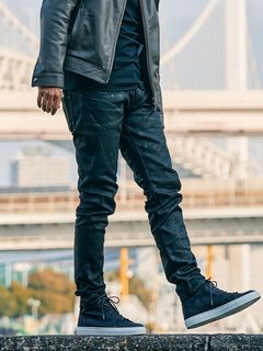 【予約品】 tight straight selvedge denim(oild) / デニム / コーティングブラック