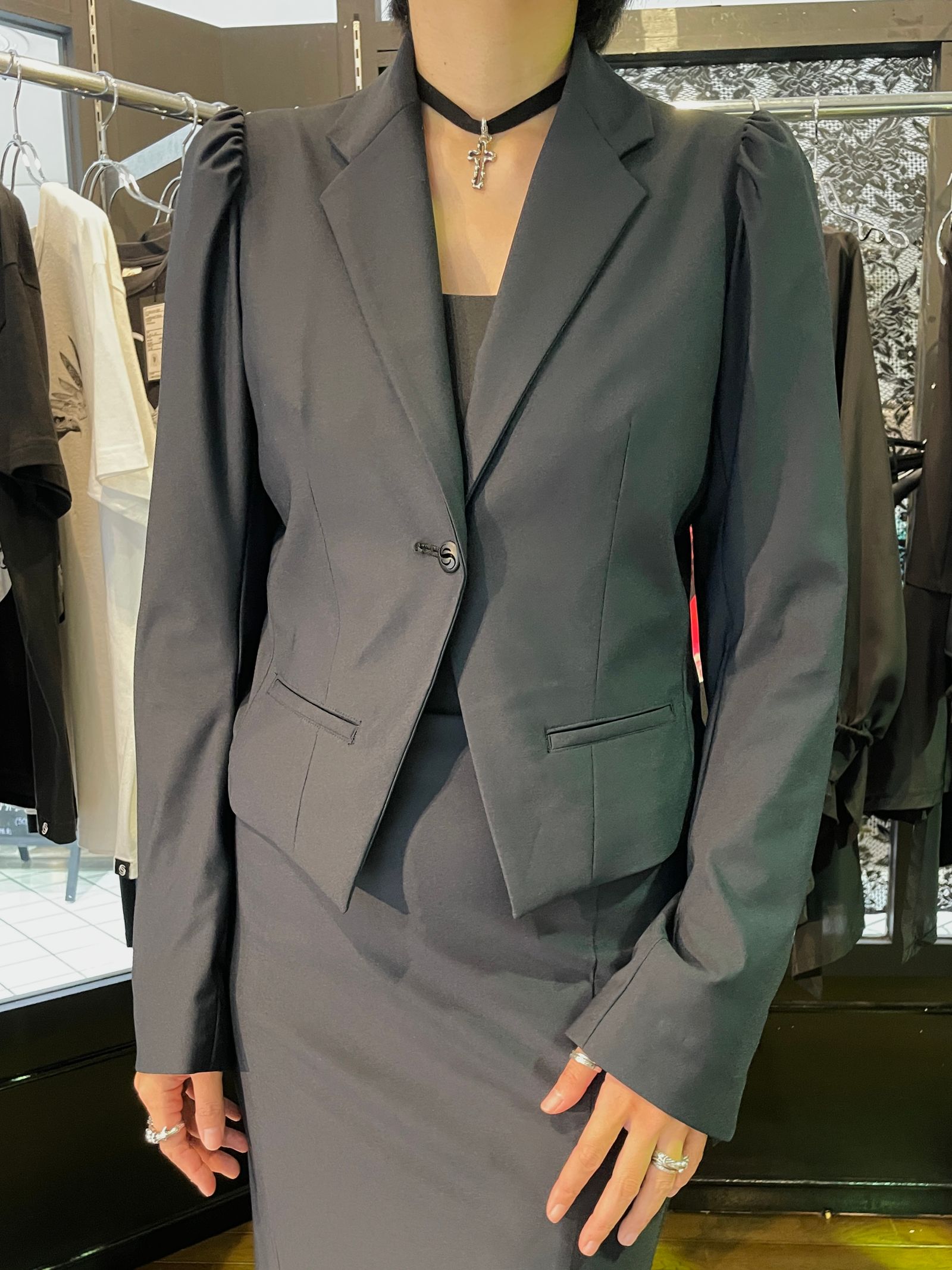 《予約品11月4日 》 PuffShoulderShortJacket / ショートジャケット / ブラック レディースジャケット