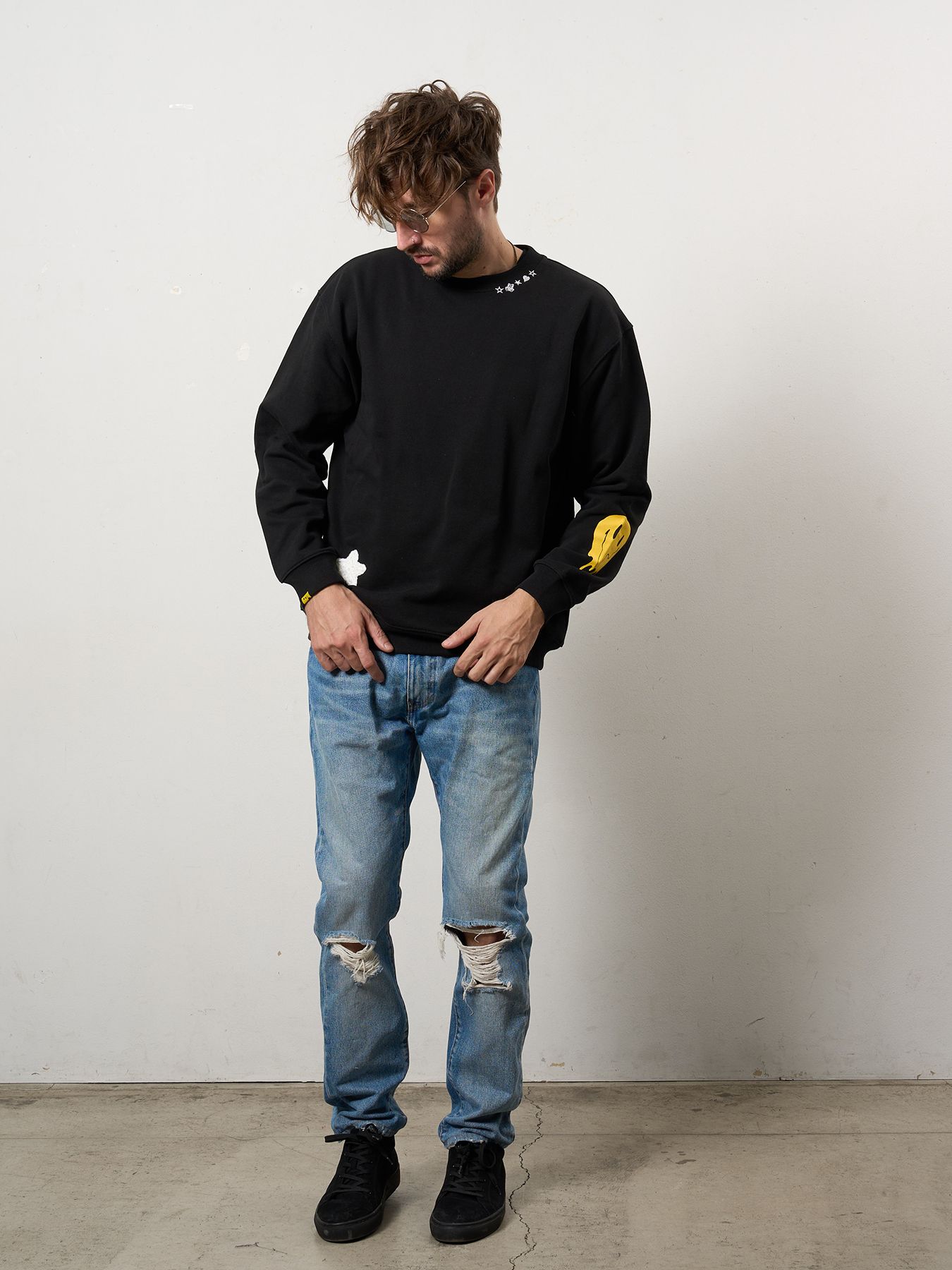 【予約品 10月16日(木) 締切】オーセンティックパイル ウェービーロゴ スマイル ケット スエットシャツ / ブラック