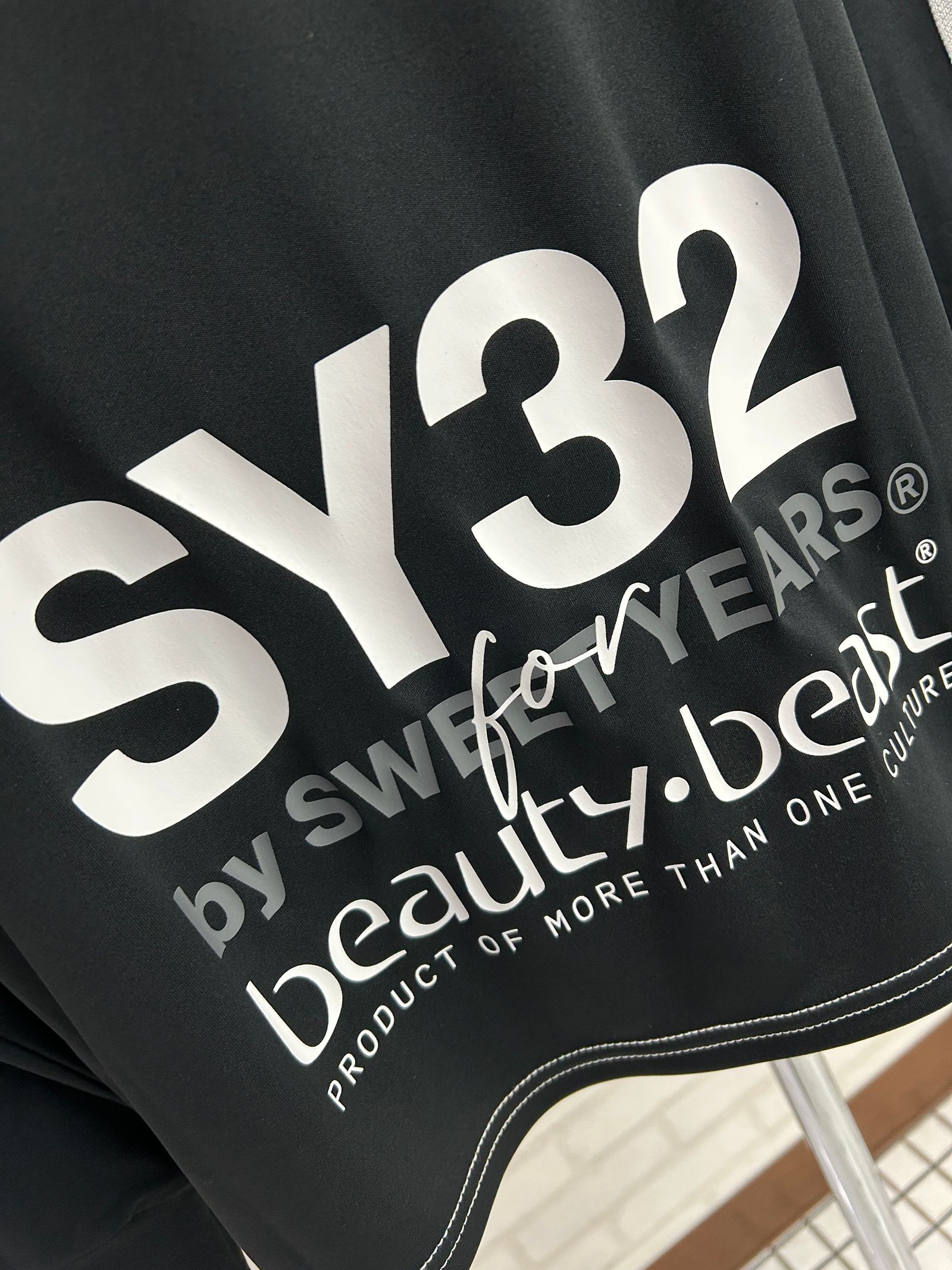 SY32 by SWEET YEARS - Wネームコラボ beauty:beast × SY32 ロン