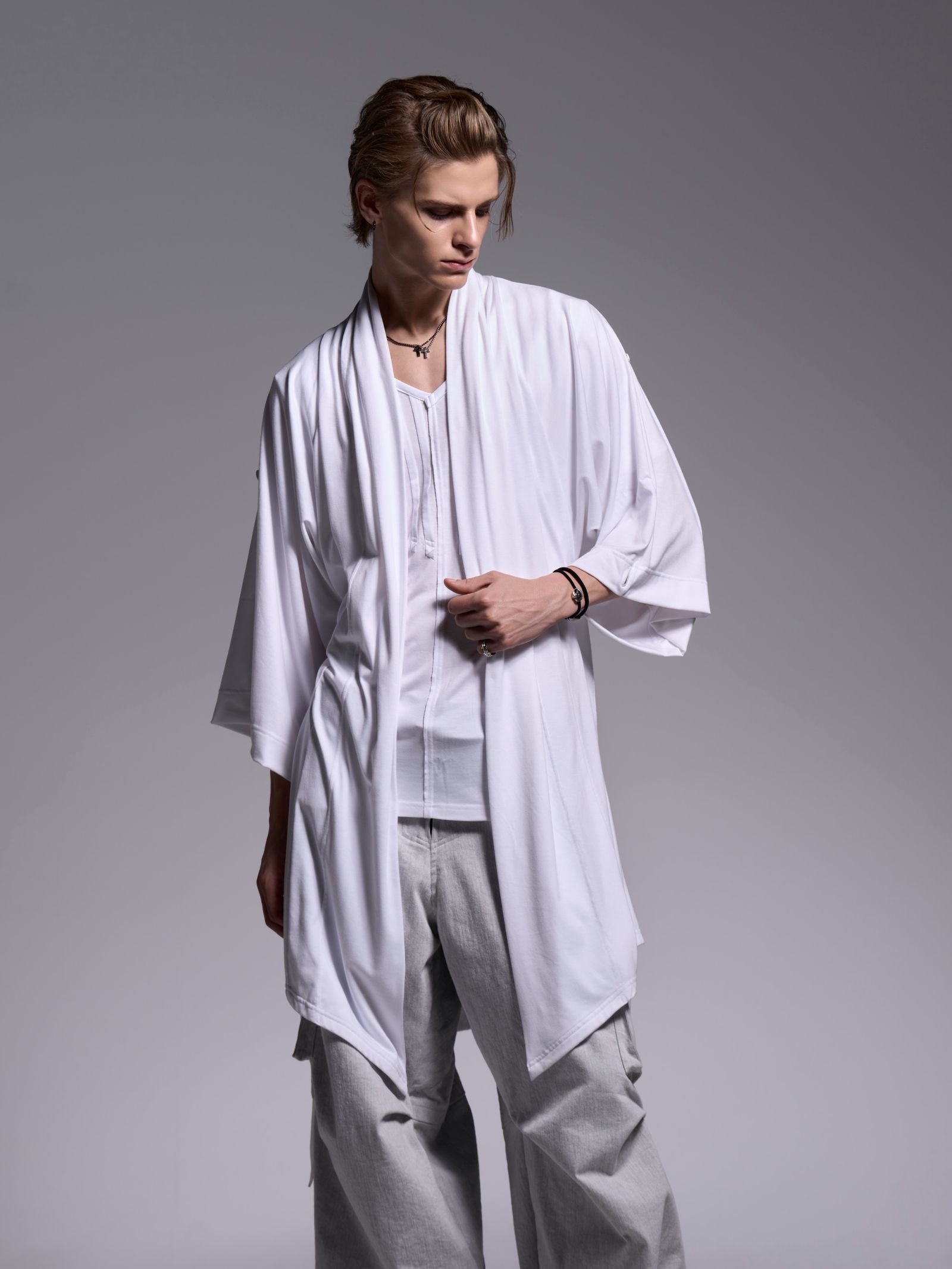 【予約品 1月4日(日) 締切】KIMONO-Sleeve Cardigan / 着物スリーブ カーディガン / ホワイト