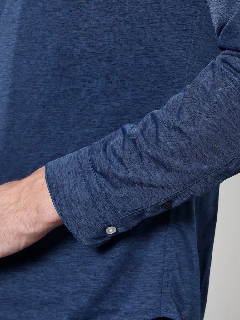 参考画像：ネイビー