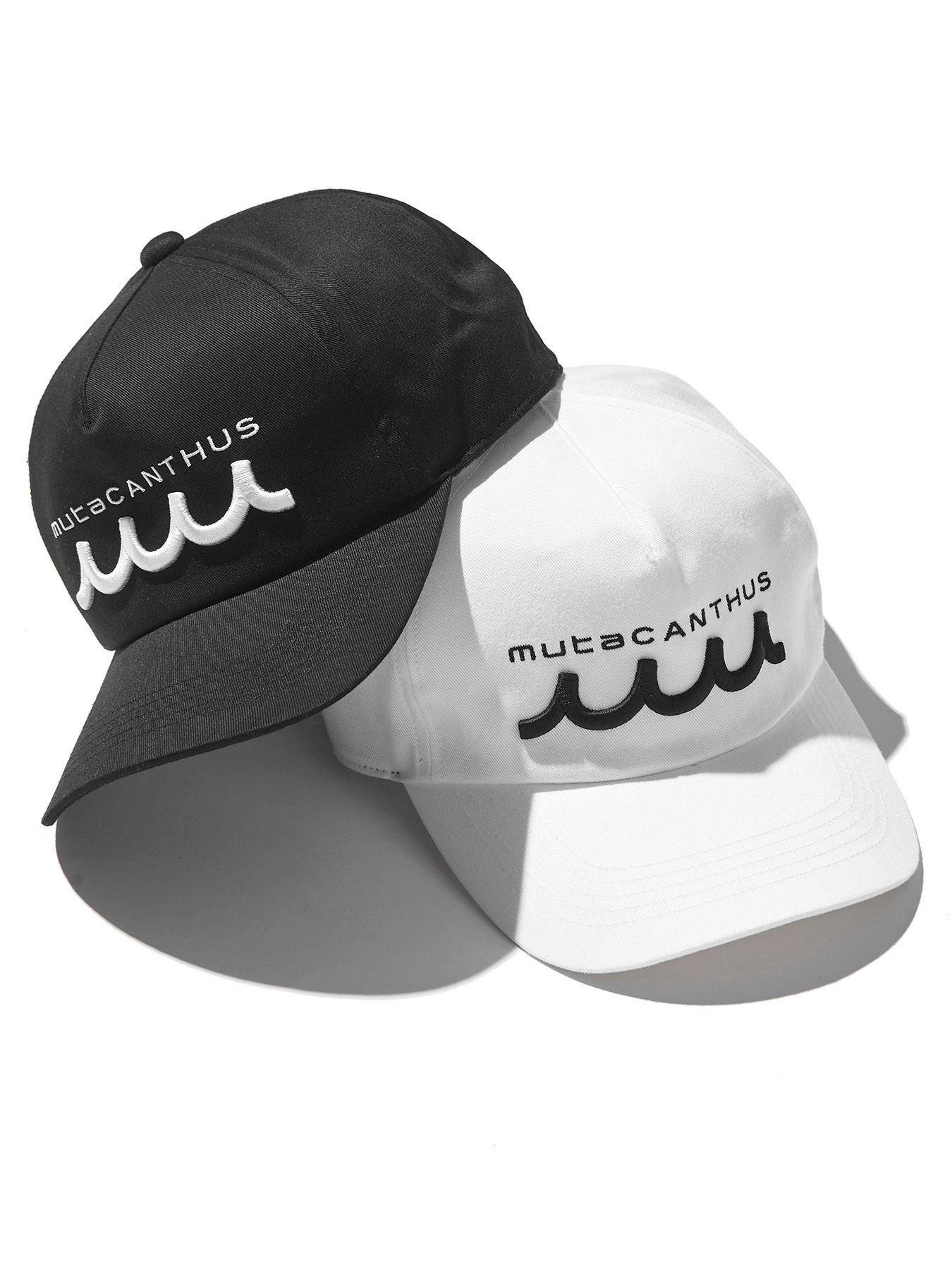 【予約品 】muta Embroidered Logo Cap / ベースボールキャップ / ホワイト【Acanthus × muta MARINE】