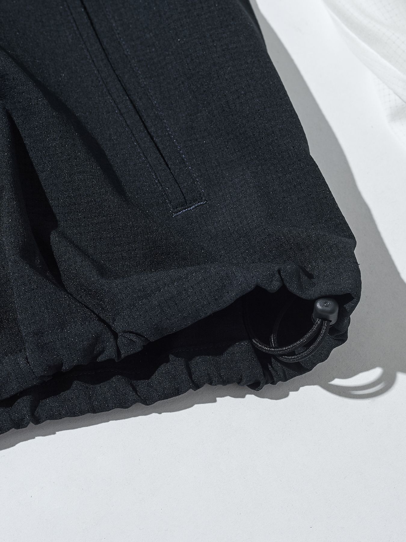 【予約品 10月9日(木) 締切】muta Dot Air(R) Ventilation Jacket / リブブルゾン / ブラック×ホワイト【Acanthus × muta MARINE】