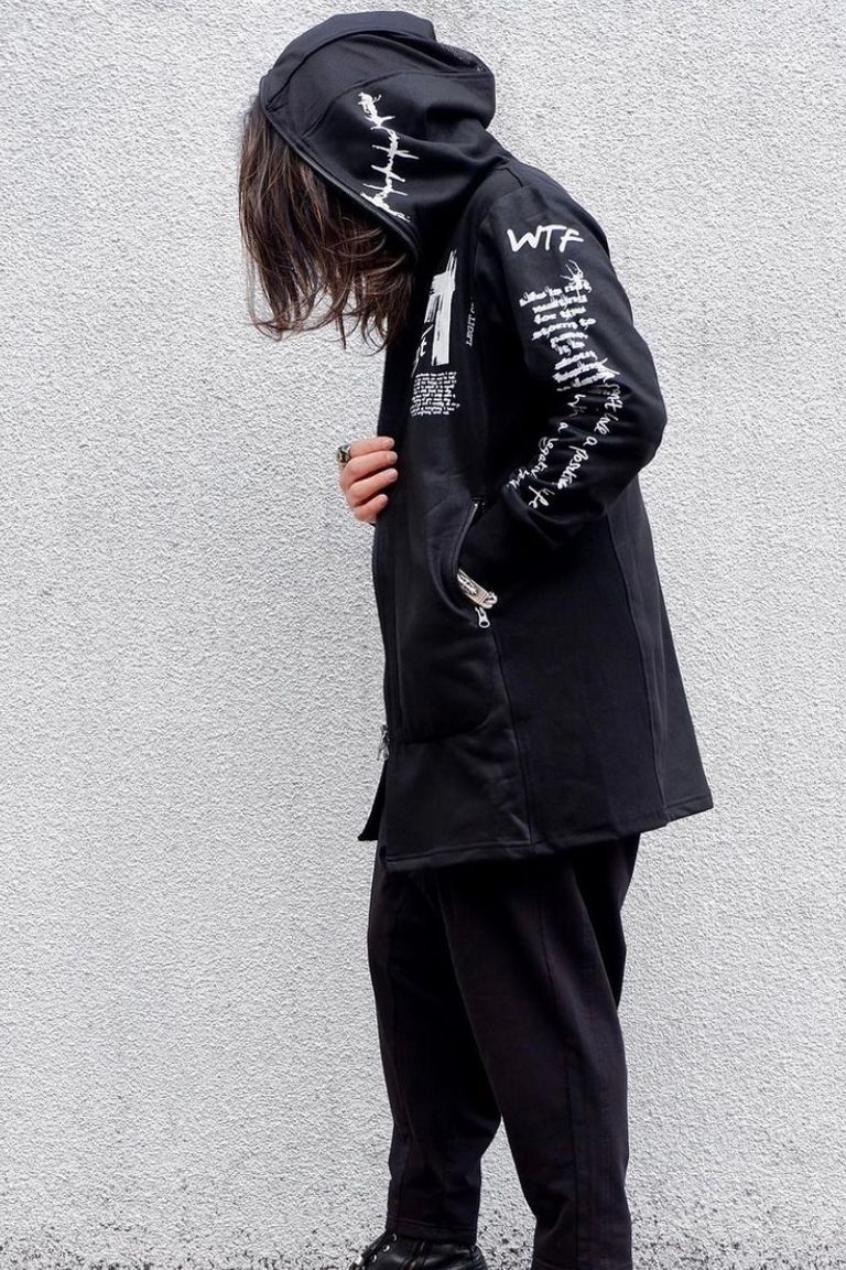 スイッチブレード SNAKE PRINT 踏みしめる DRAPE PARKA hyde着