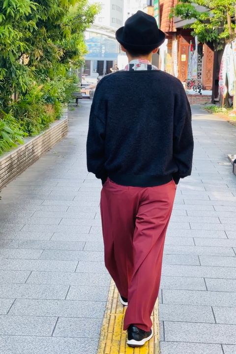 秋のニットカーディガンコーデ