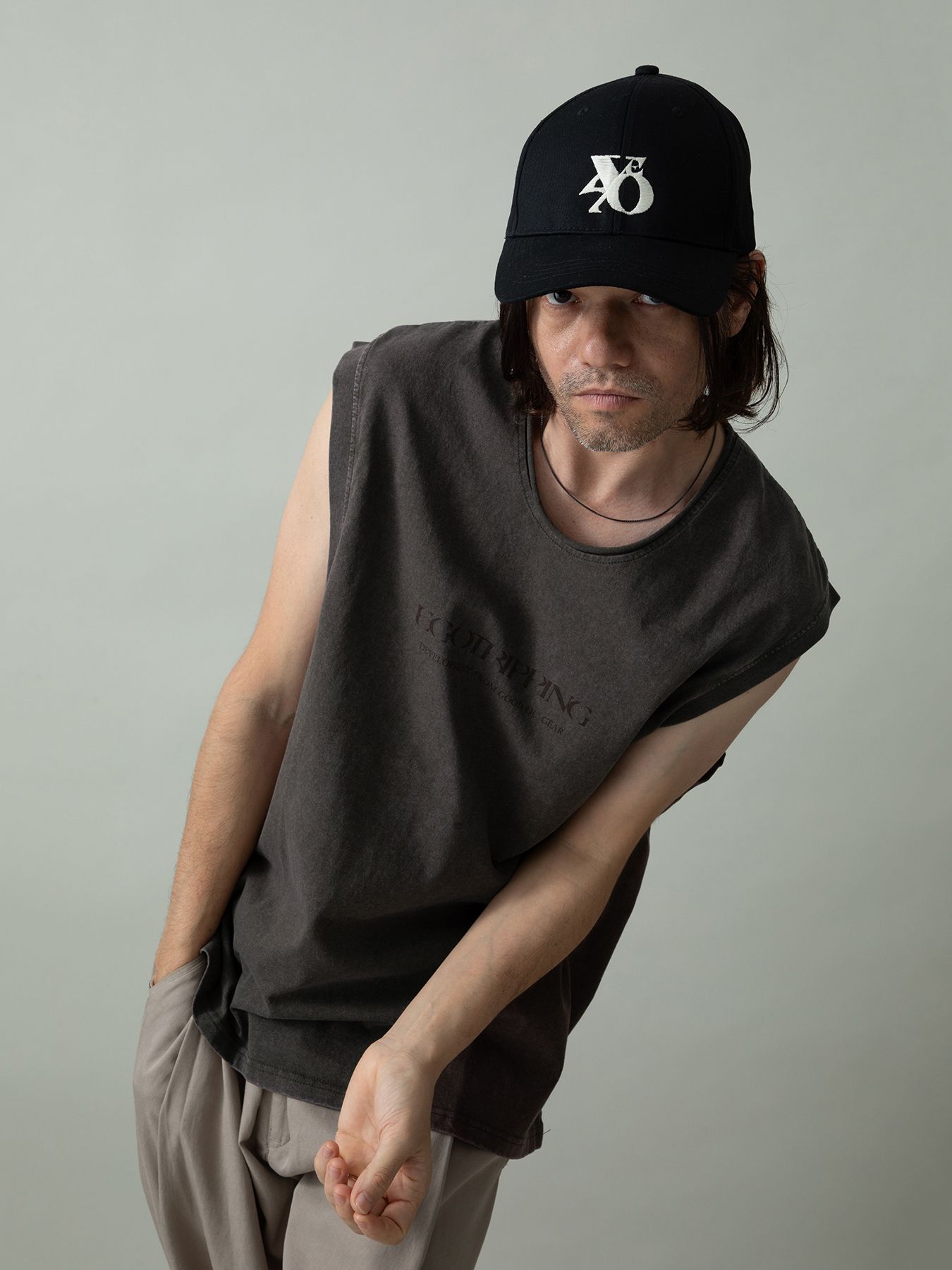 【予約品 2月1日(日) 締切】CREWNOT bleed / ロゴプリント ノースリーブ / ダークブラウン