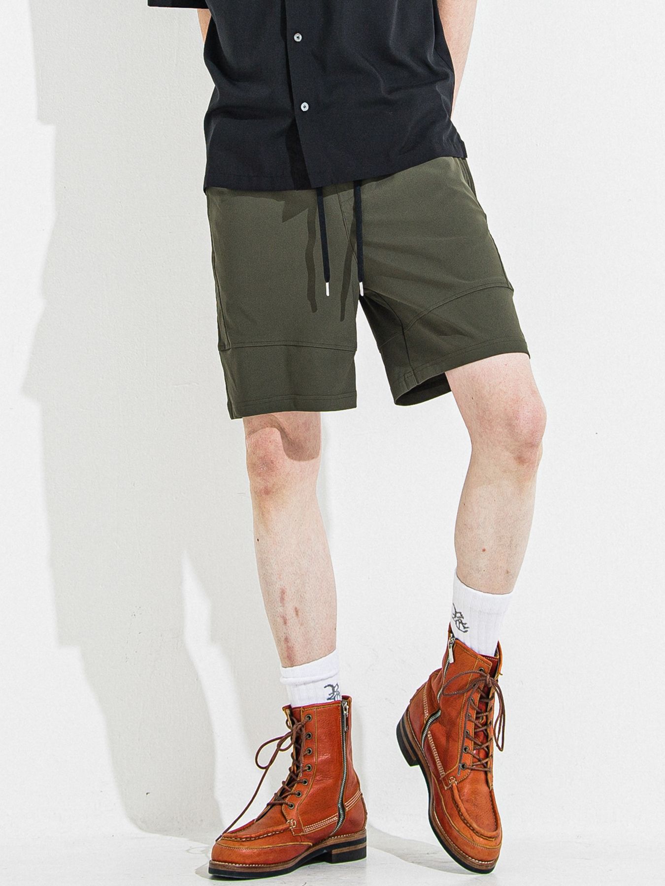 【予約品 】TYLER NYLON SHORTS / タイラー ナイロンショーツ / カーキ