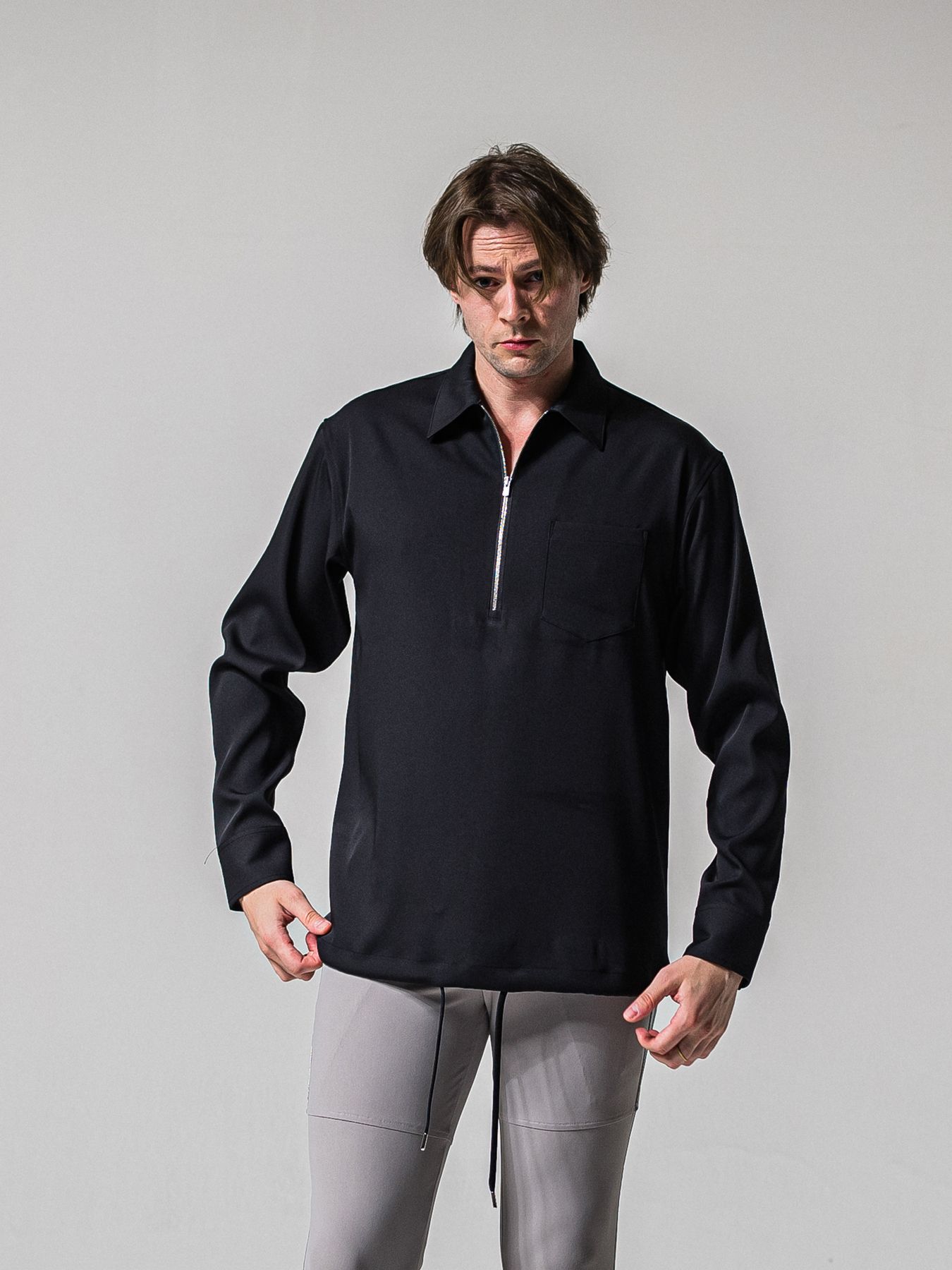 【予約品 11月16日(日) 締切】PULL OVER SATIN SHIRT / ジッププルオーバー サテンシャツ / ブラック