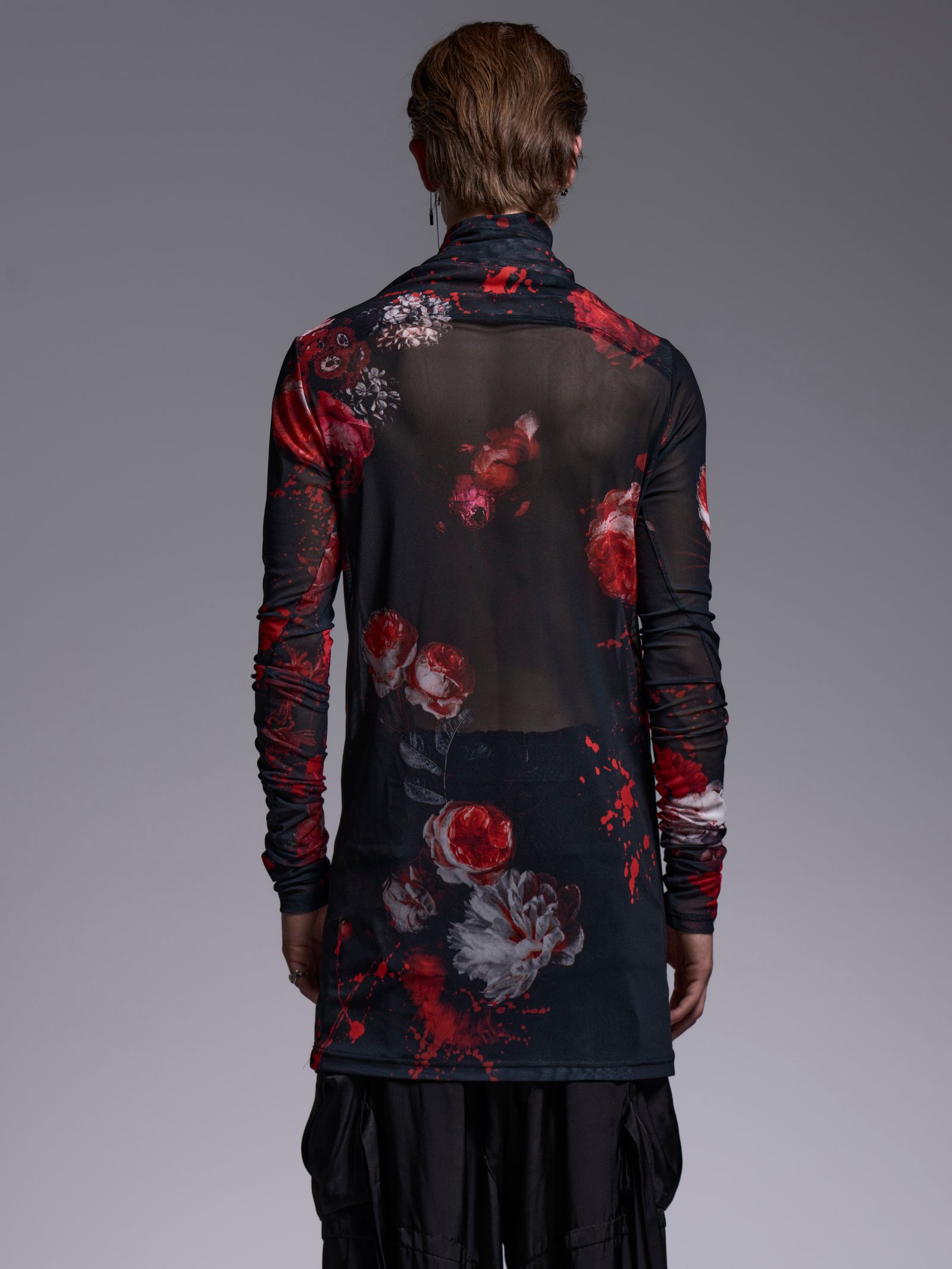 【予約品 1月4日(日) 締切】Loose High Neck / ルーズハイネック / ブラックフローラ