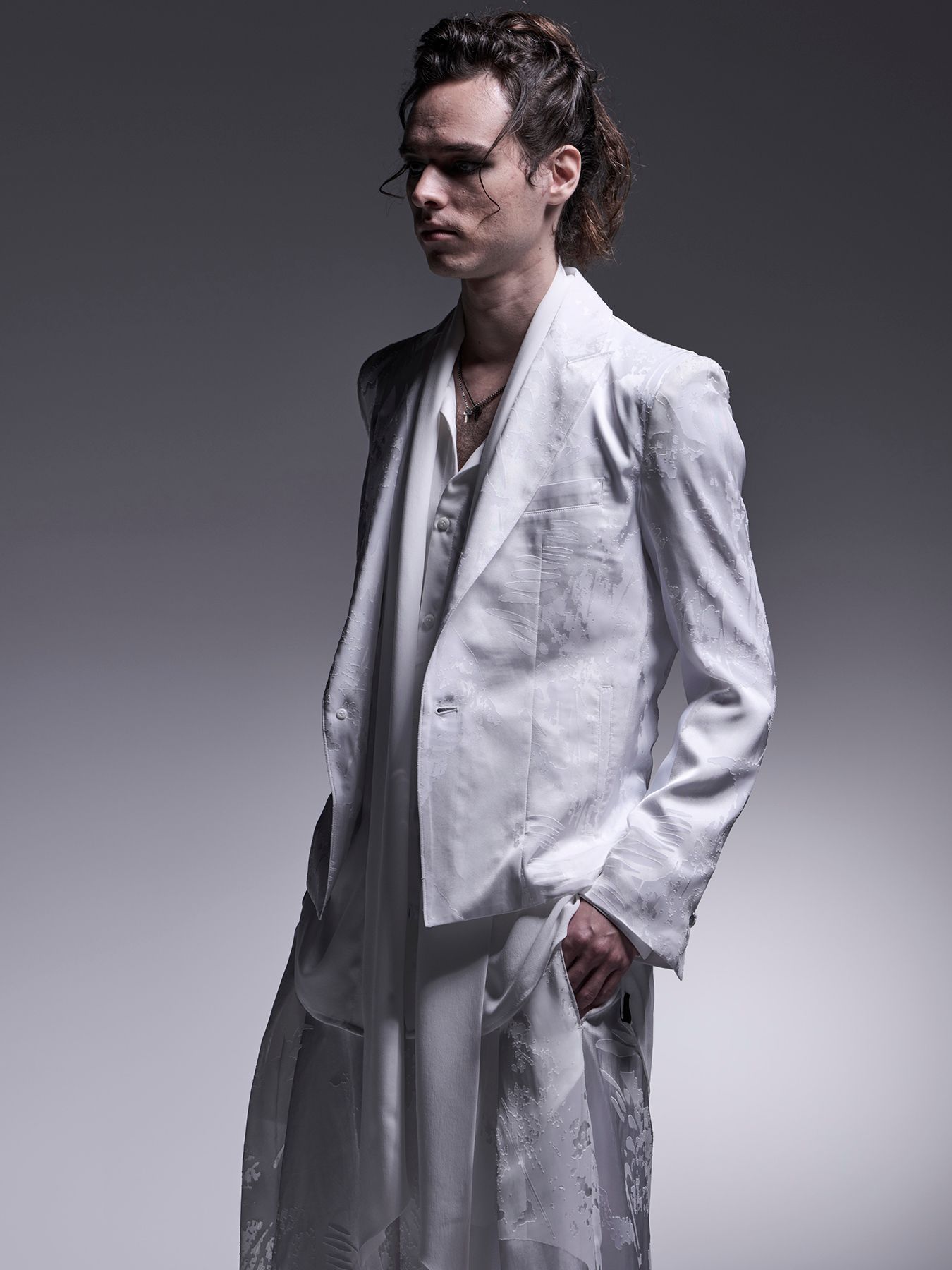 【予約品 7月13日(日) 締切】Short Peaked Jacket / ショートピークドラペルジャケット / ホワイト