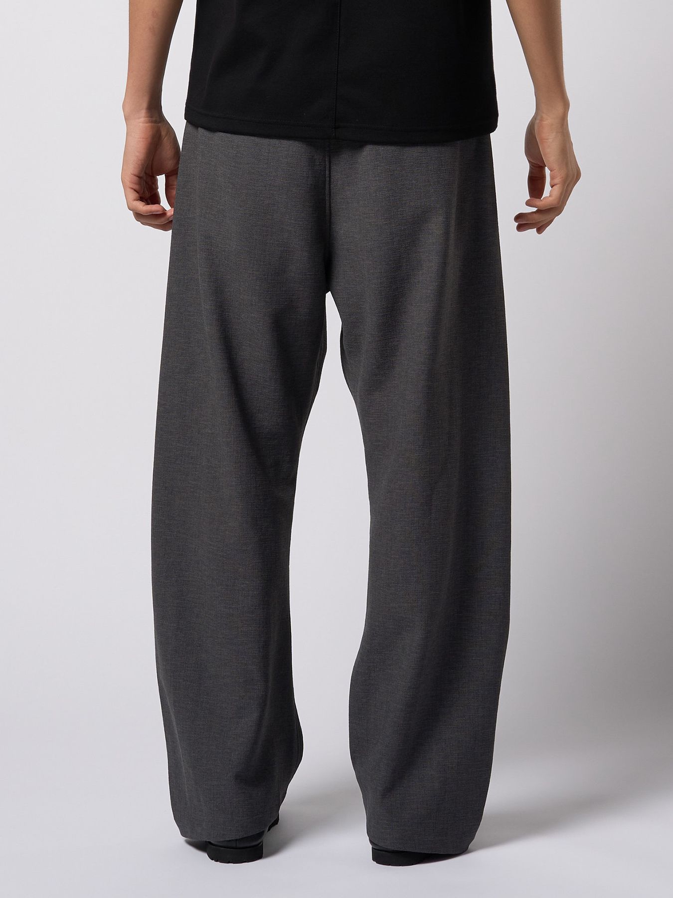 【予約品 9月23日(火) 締切】relax banana slacks / リラックス バナナスラックス / チャコール