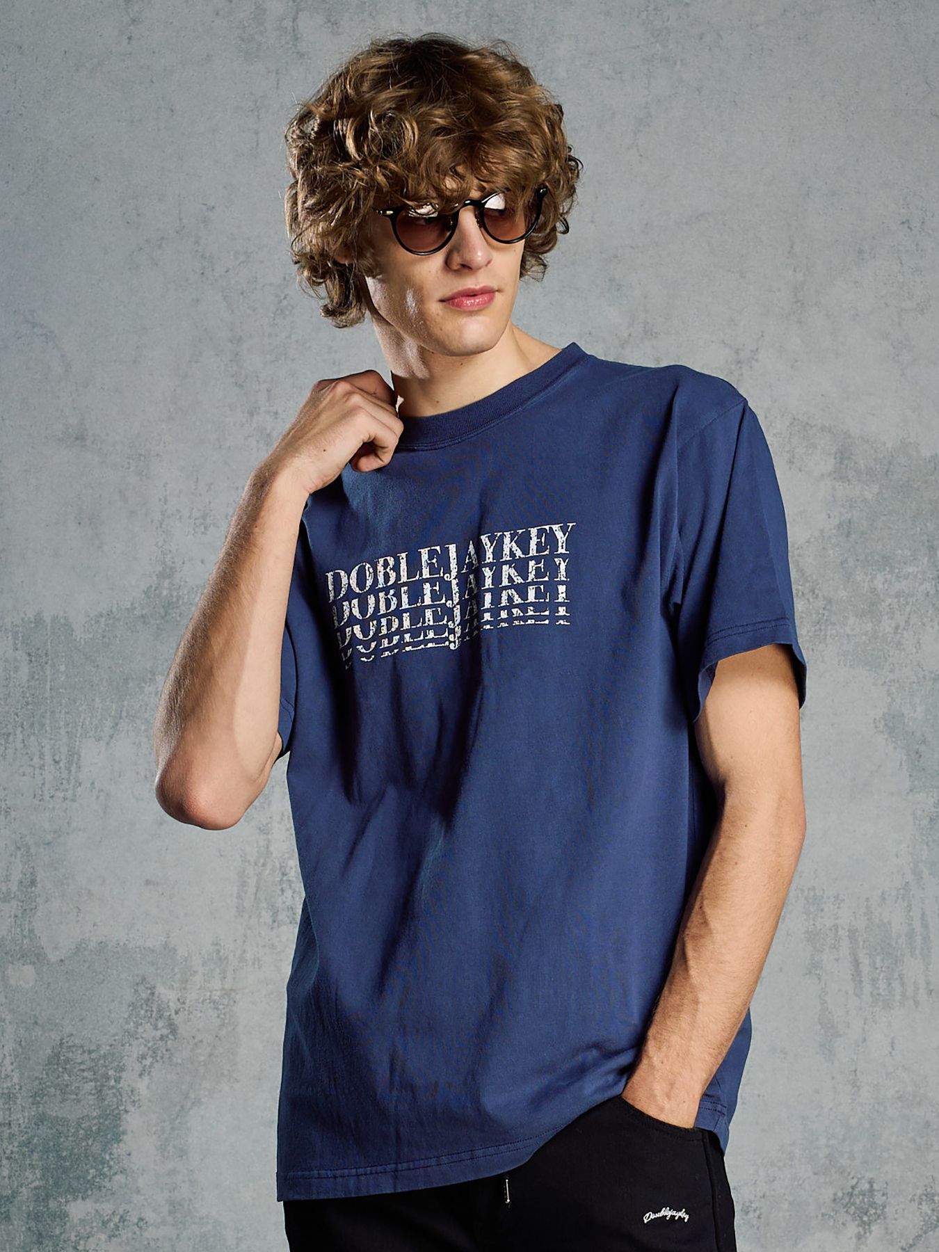 【予約品 1月25日(日) 締切】graphic-T collection：DOBLEJAYKEY T / ダブルジェイケー Tシャツ / ネイビー