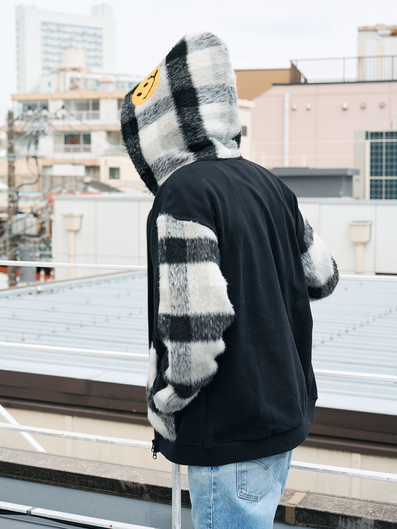 【予約品 5月8日(木) AM10時 締切】 ヘビーウエイト裏毛パイル-シャギーチェックサガラパッチワーク ビックジップワイドパーカー / ブラック