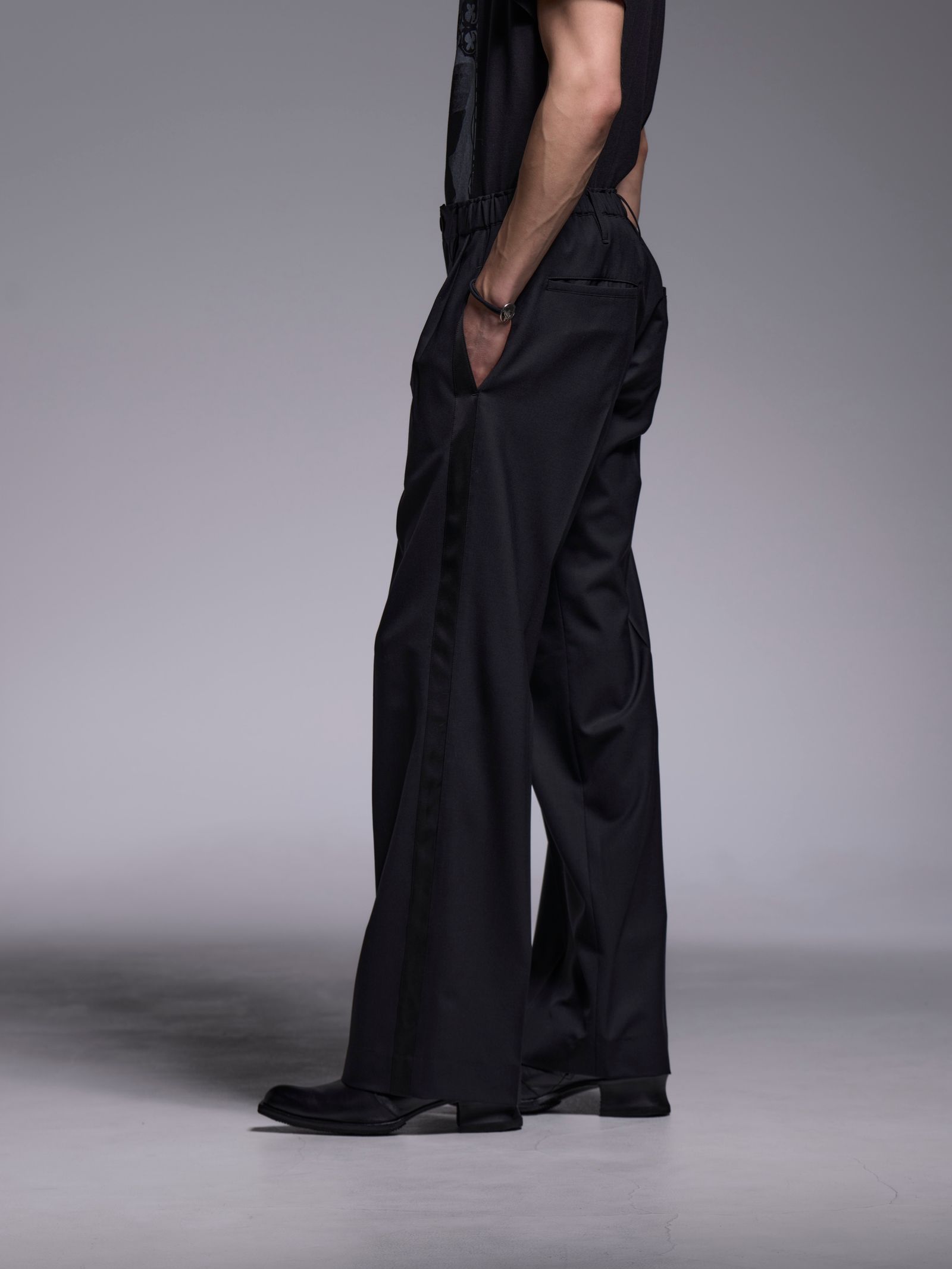 【予約品 1月4日(日) 締切】Side Line Wide Slacks / サイドライン ワイドスラックス / ブラック