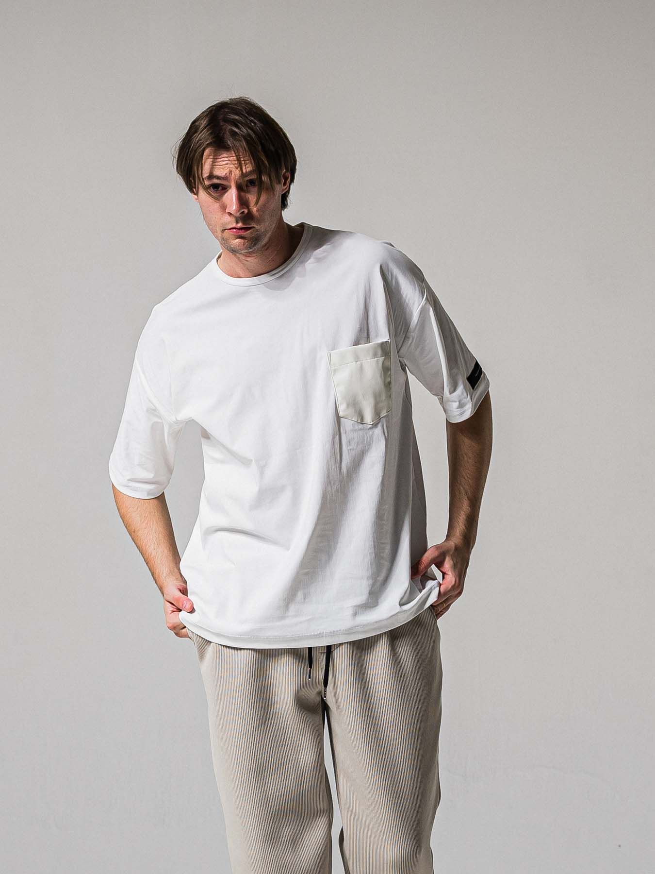 【予約品 11月16日(日) 締切】LEATER POCKET OVER NYLON T / エコレザーポケット ルーズTシャツ / ホワイト