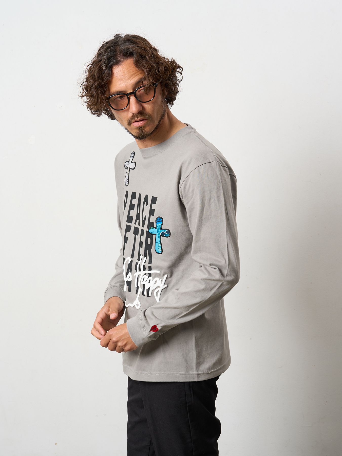 【予約品 5月8日(木) AM10時 締切】 5.6ozコットン天竺 PEACE AFTER DEATH&クロスパッチワーク LS Tシャツ / チャコールグレー