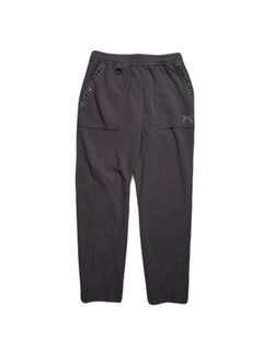 【予約品 3月9日(月) 18:00 締切】FLEECE STUDZ PT CRY / クリスタルクロスガン スタッズ フリース イージーパンツ / グレー