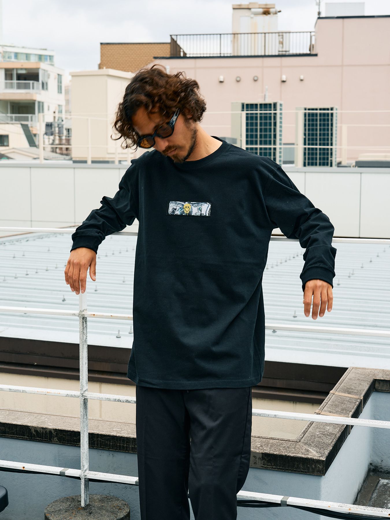 5.6ozコットン天竺 YOU GOT THIS シークインLS Tシャツ / ブラック