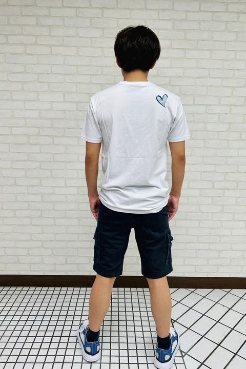 ショートパンツに合うTシャツコーデ.2