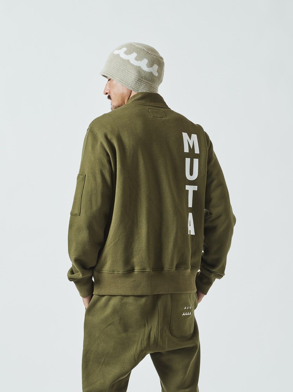 (予約品) muta Sweat MA-1 / MA-1ジャケット / オリーブ 【Acanthus×muta】 10月上旬頃入荷予定