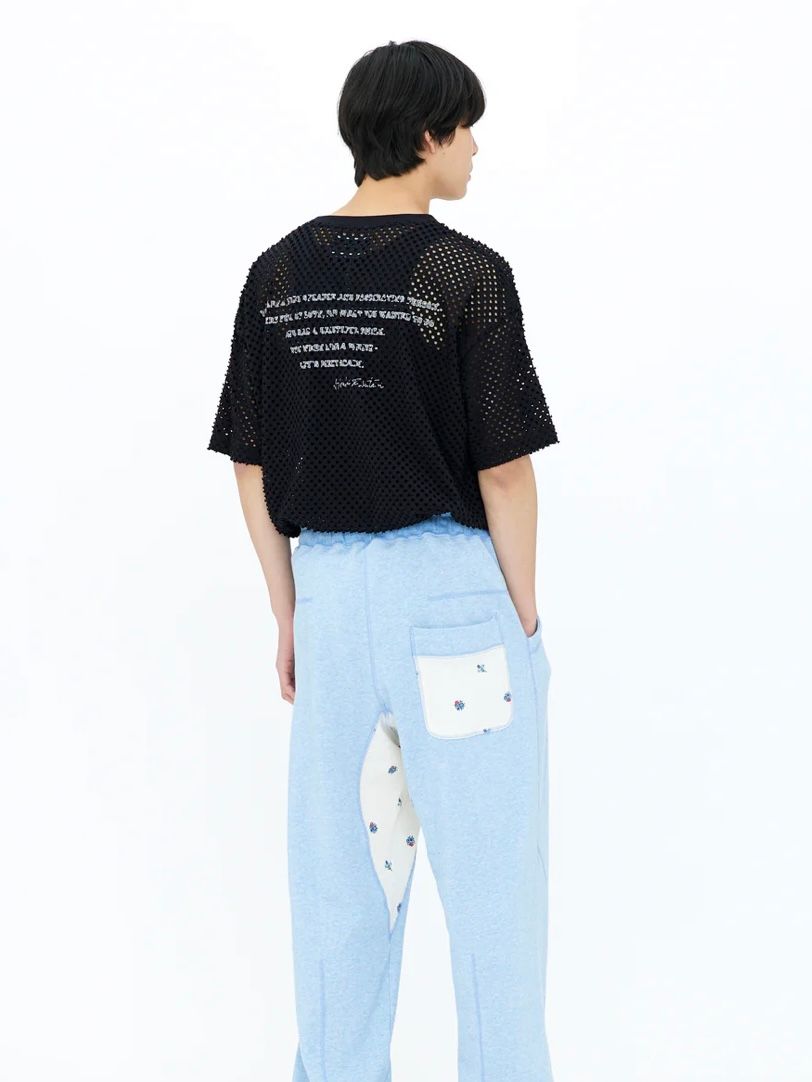 HOLE CUT PRINTED T-SHIRT / ブラック