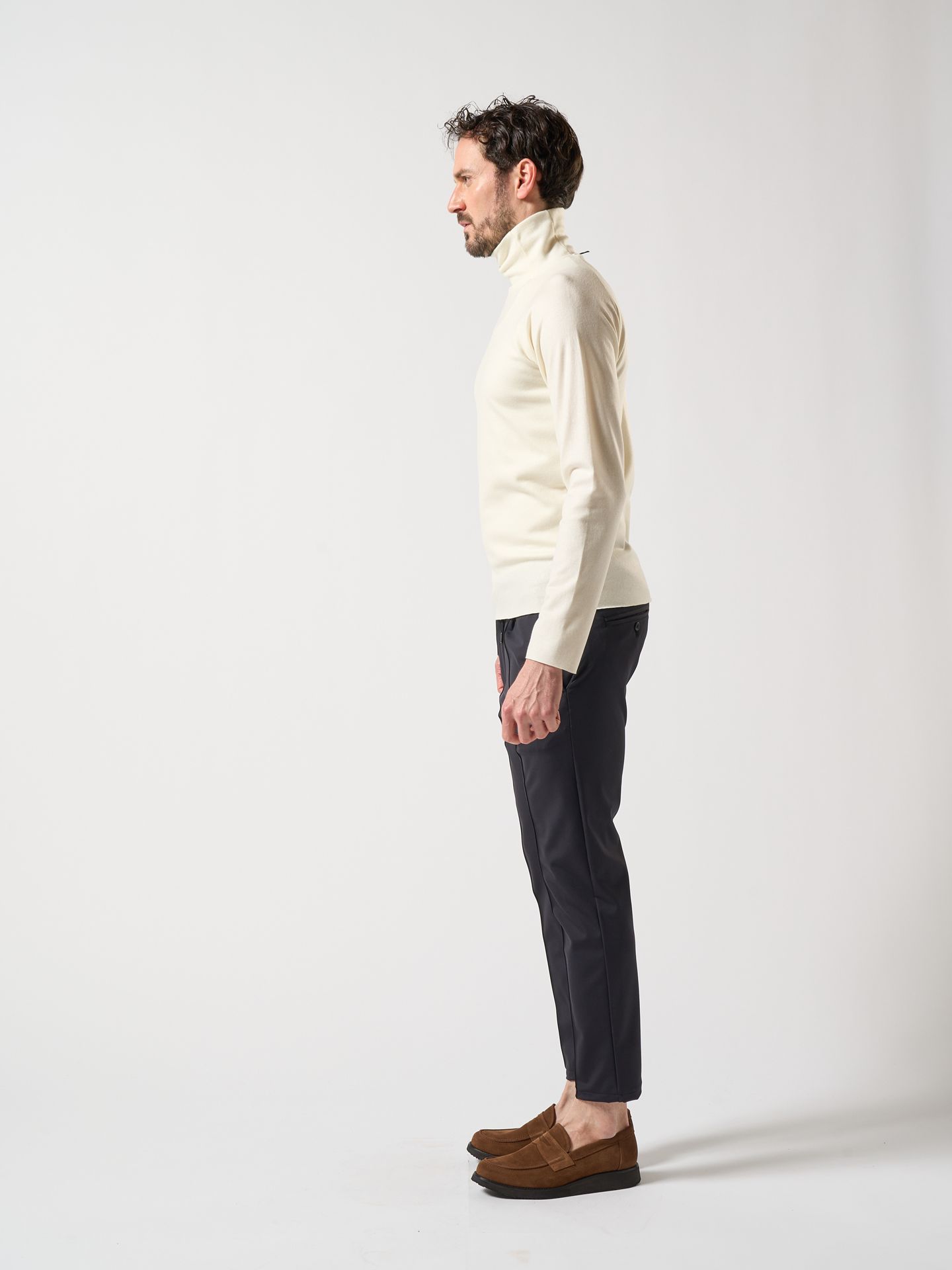 【予約品】 smart pin-tuck slacks / スラックス / ブラック