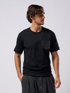 【予約品9月19日 10時締め】 crash leather pocket Tee  / Tシャツ / ブラック