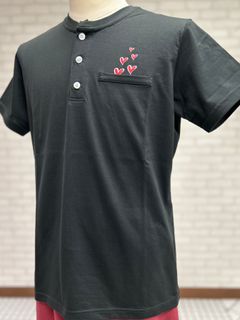ヘンリーネック ♥ハートTシャツ / NERO 【SWEET YEARS】