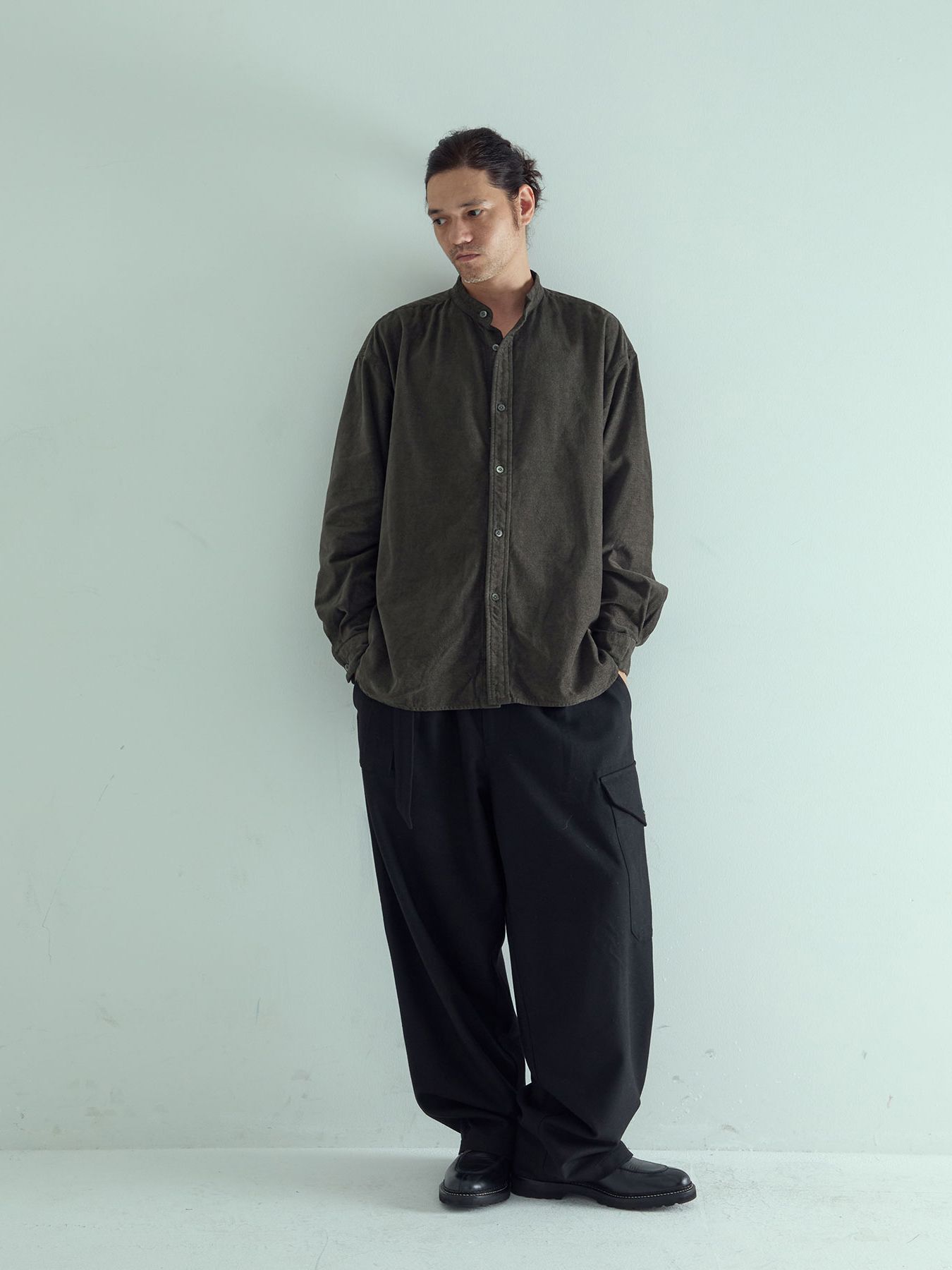 【予約品 】MOULOFFICER / シャツ / チャコール