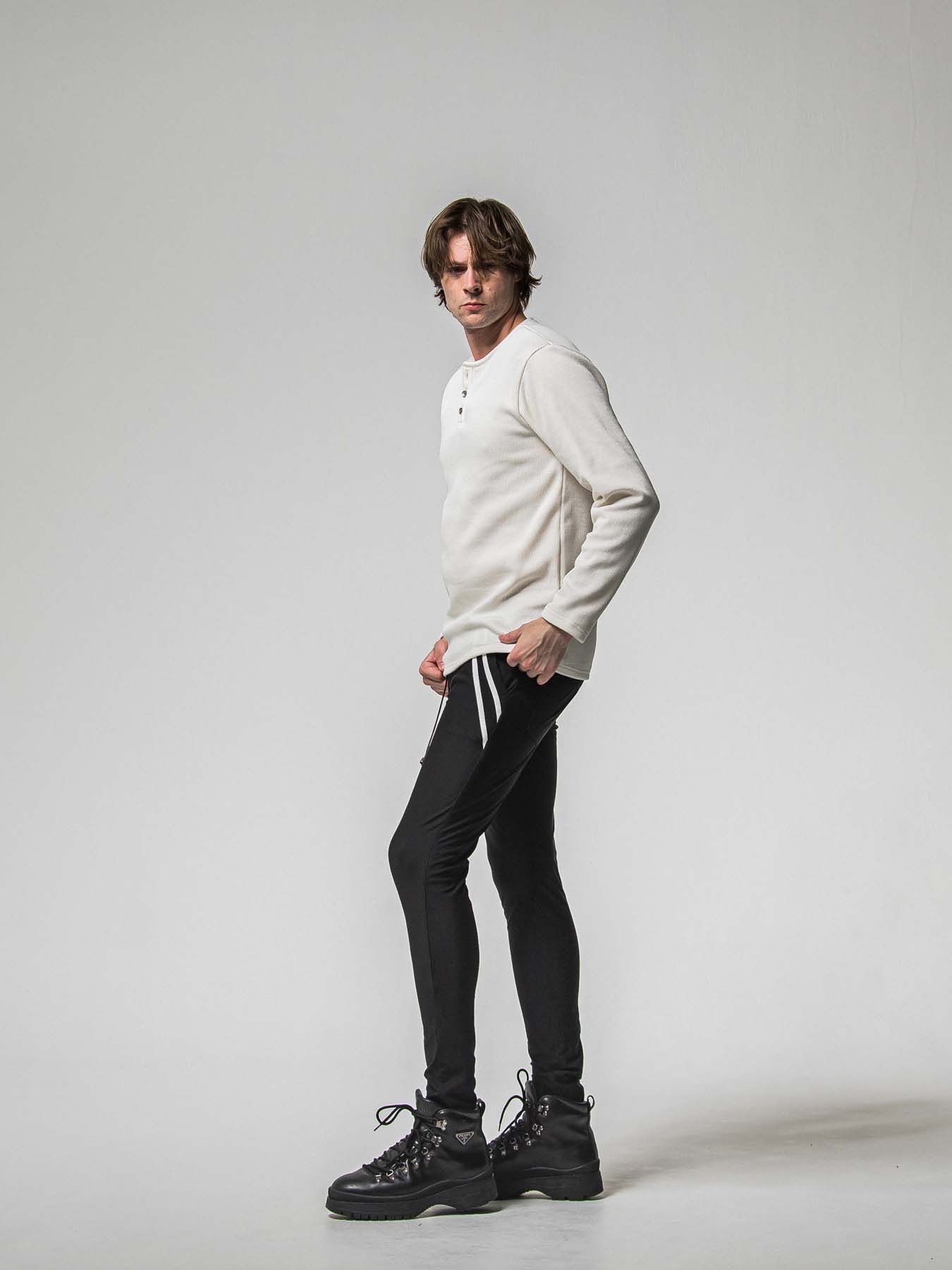 【予約品 8月31日(日) 締切】VELOURS FLEECE THERMAL HENRY / ベロアフリース サーマル ヘンリーネック / ホワイト
