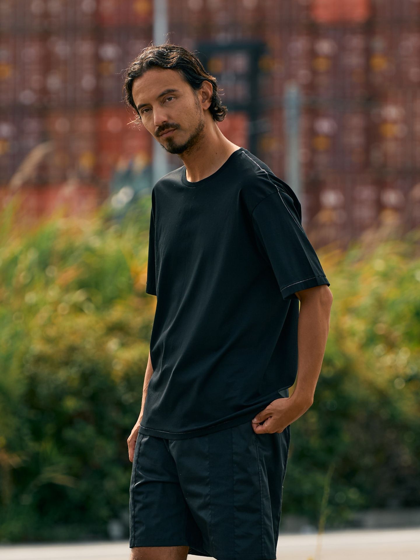 【予約品9月19日 10時締め】 silk touch ladder-st S/S  / Tシャツ / ブラック×ホワイト