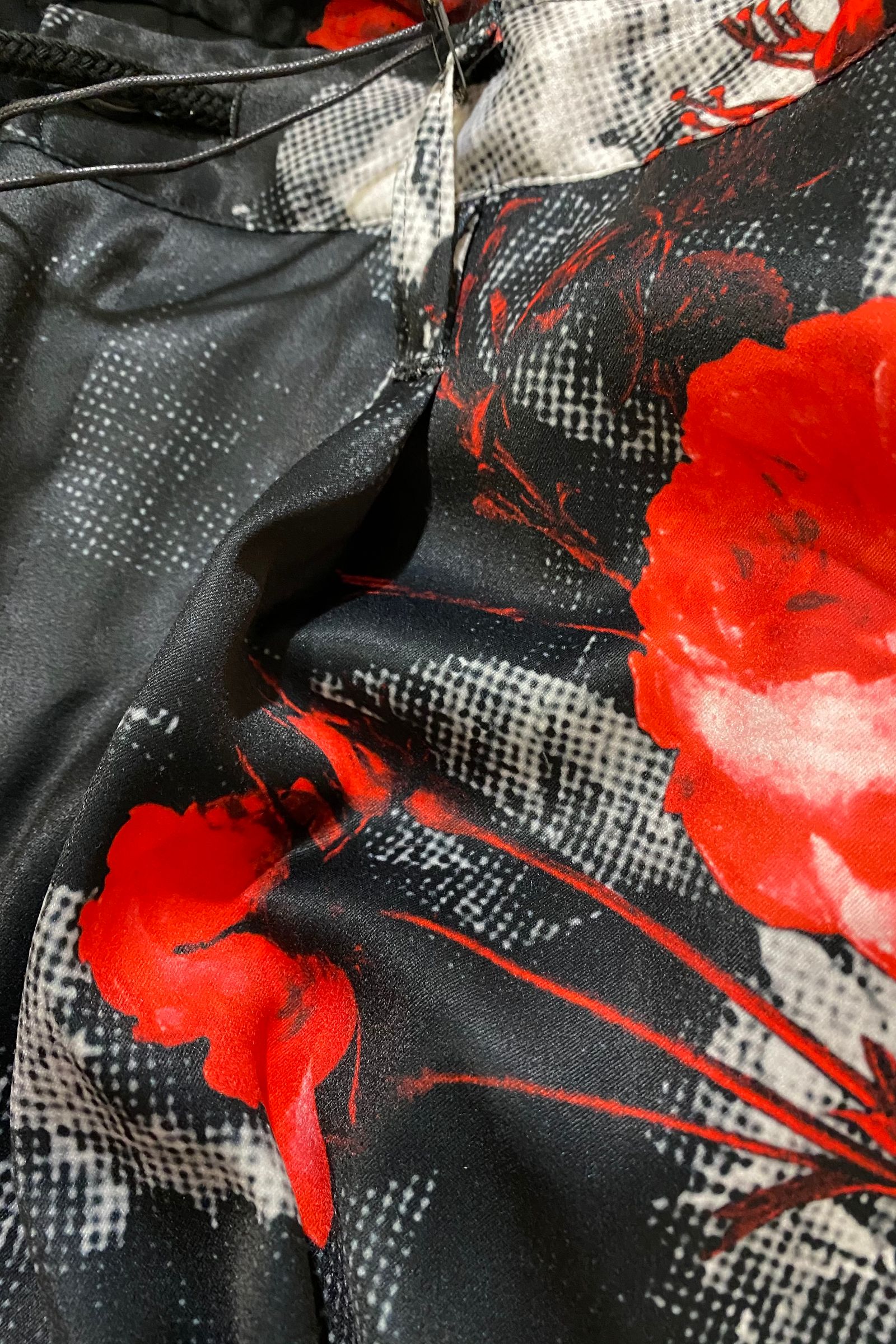 WideSlacks スラックス FloraSatin / Black&Red 【kiryuyrik】