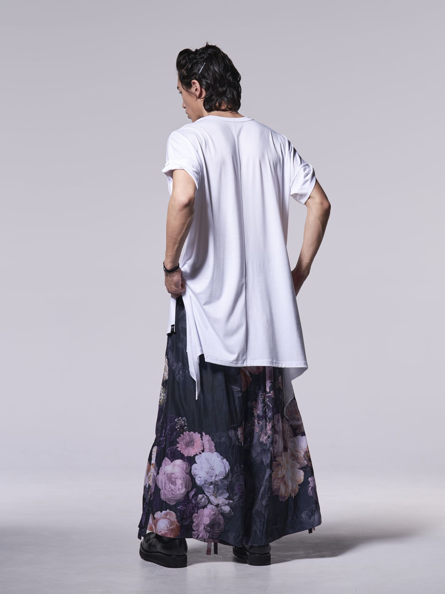 《予約品》 SharringWideTuckSlacks / ワイドタックスラックス / ブラック・フローラ柄