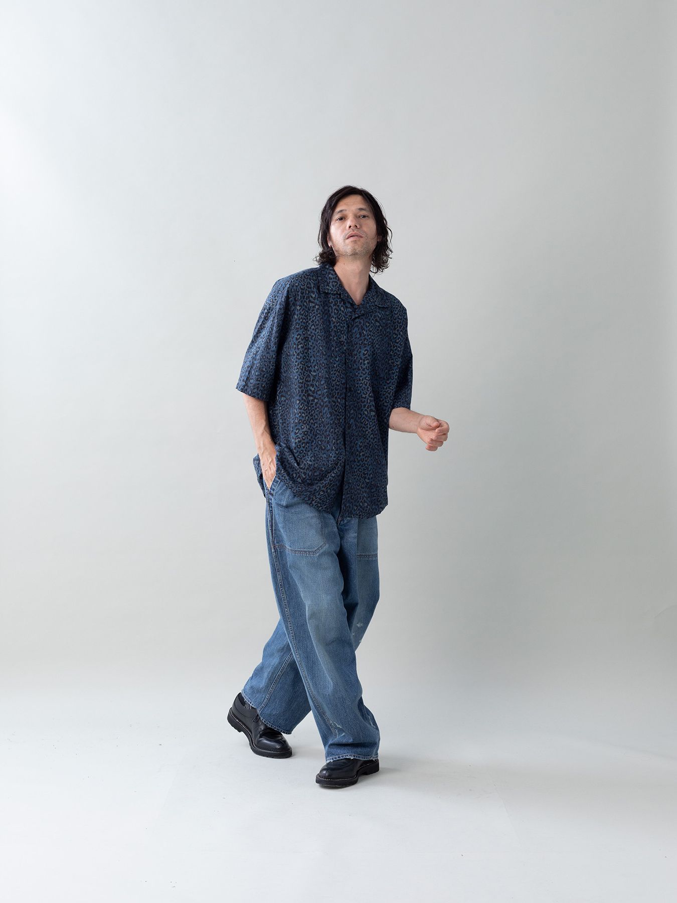 【予約品 5月6日(水) 締切】LEO-SHIRTS / レオパード柄シャツ / ネイビー系