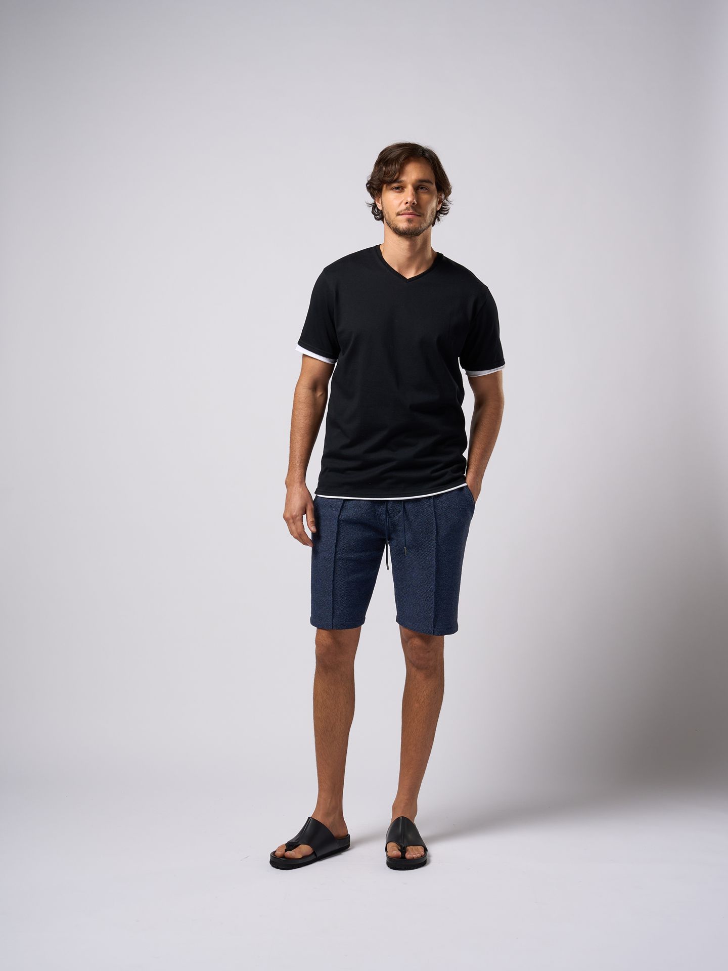 【予約品9月19日 10時締め】 cool touch V-neck S/S / VネックTシャツ / ブラック
