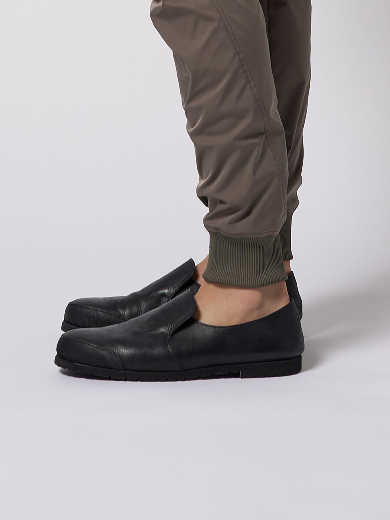 【予約品 9月23日(火) 締切】combination slip-on shoes / コンビネーション スリッポンシューズ / ブラック