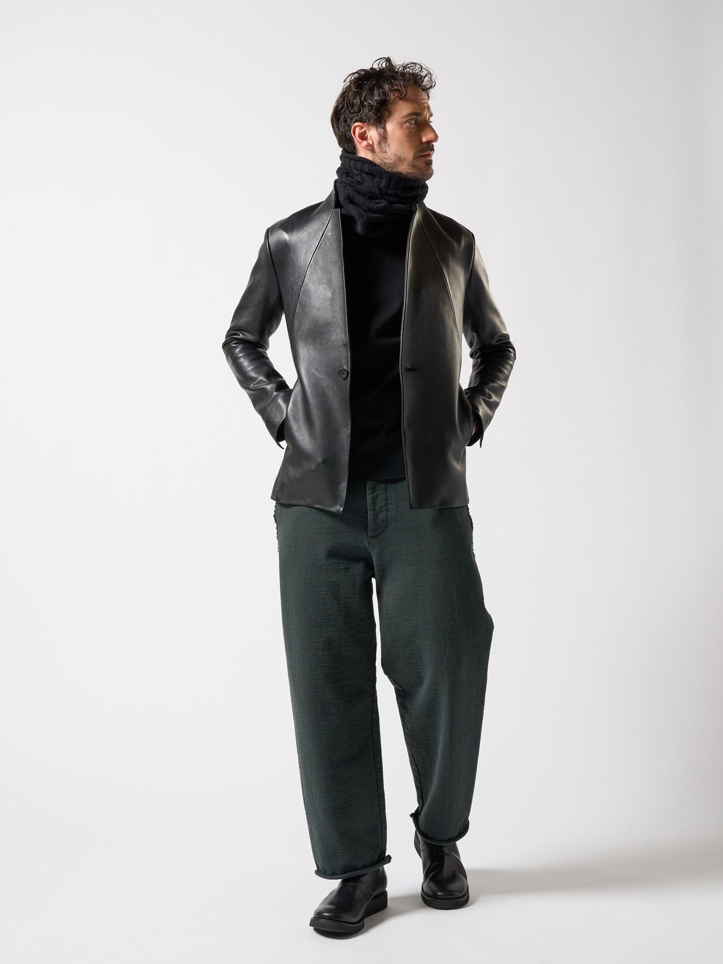 【予約品】 plating cable knit snood / スヌード / ブラック