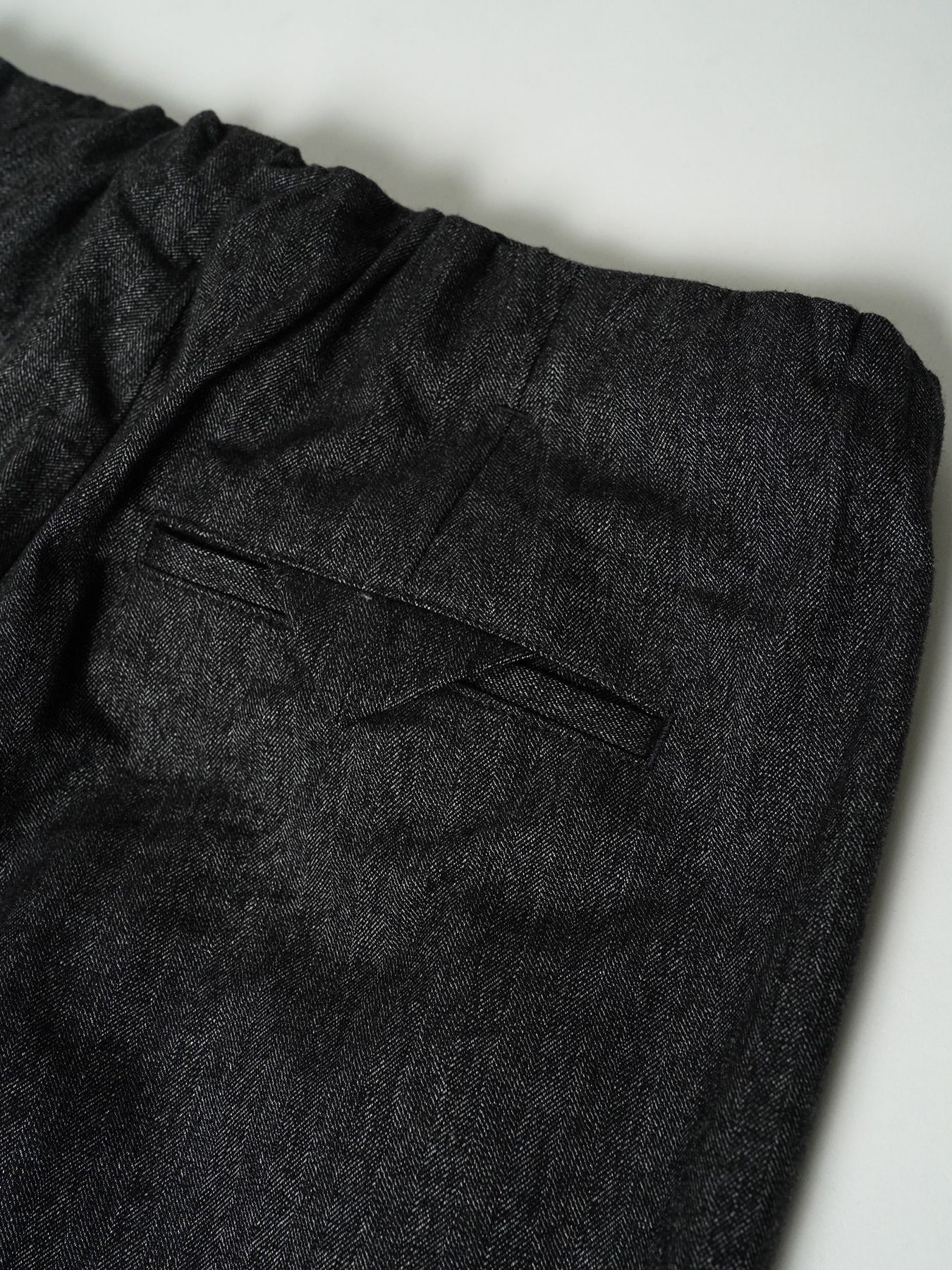 【予約品 7月5日(日) 締切】DRESSYEASE TRUSERS / ドレッシーイーズトラウザーズ / 杢グレー（ヘリンボーン）