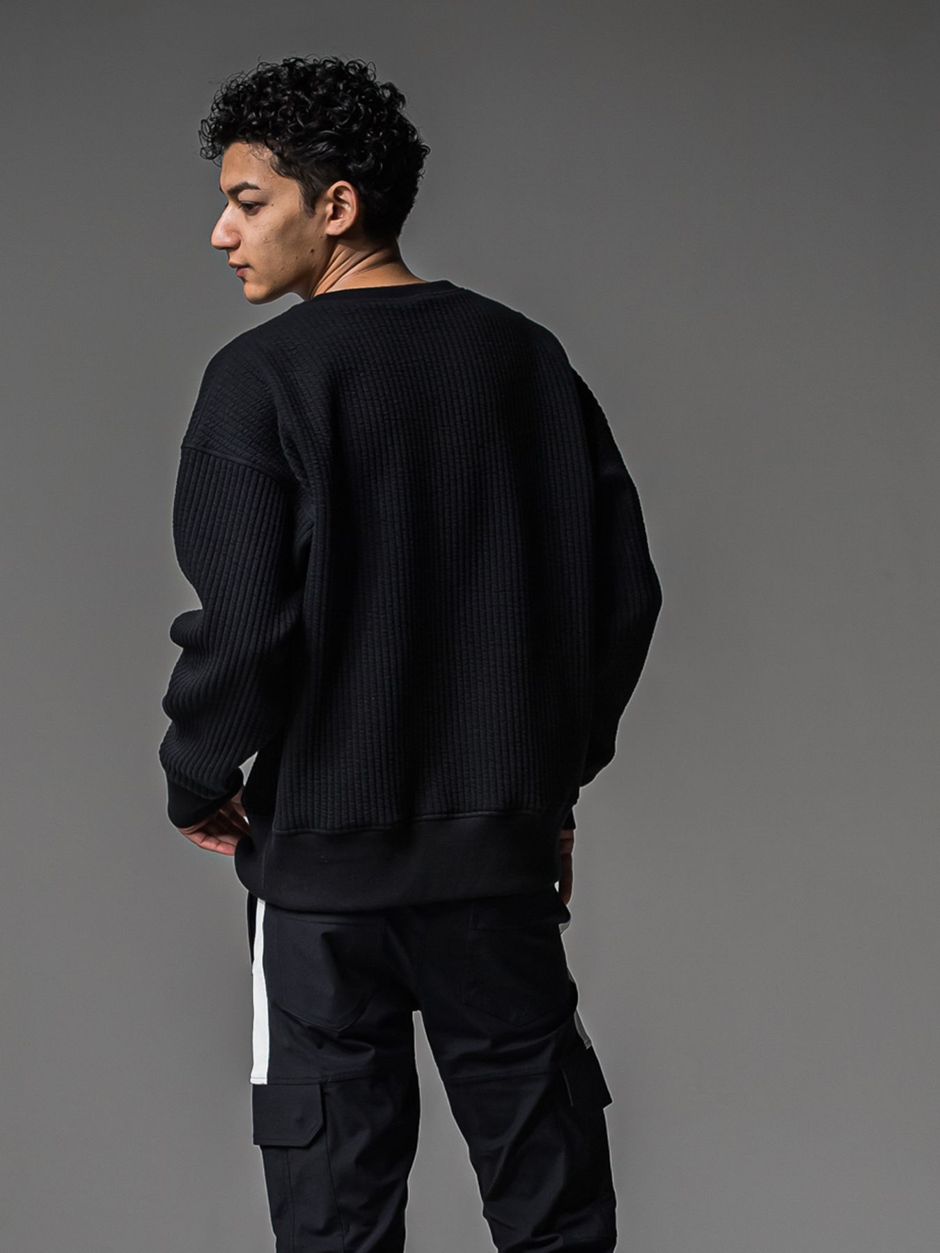 【予約品 】STRIPE QUILTING DROP TRAINER / ストライプキルティング ルーズトレーナー / ブラック
