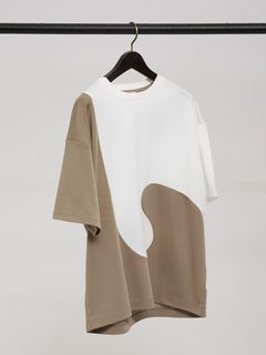 ウズマキ アシンメトリー 配色 オーバーサイズ ポンチ Tシャツ / ホワイト・ベージュ 【ABAHOUSE】