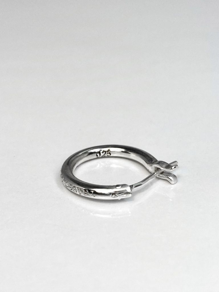 《受注生産》 THIN HOOP raised by wolves ピアス / 注文から2～3週間後入荷予定