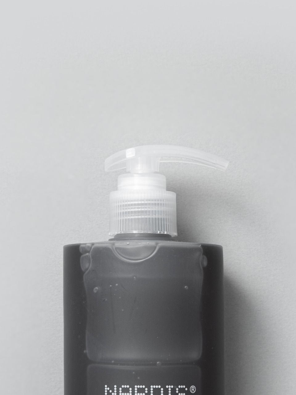 NARDIS BACK IN BLACK 300ml 【ハンドウォッシュ】