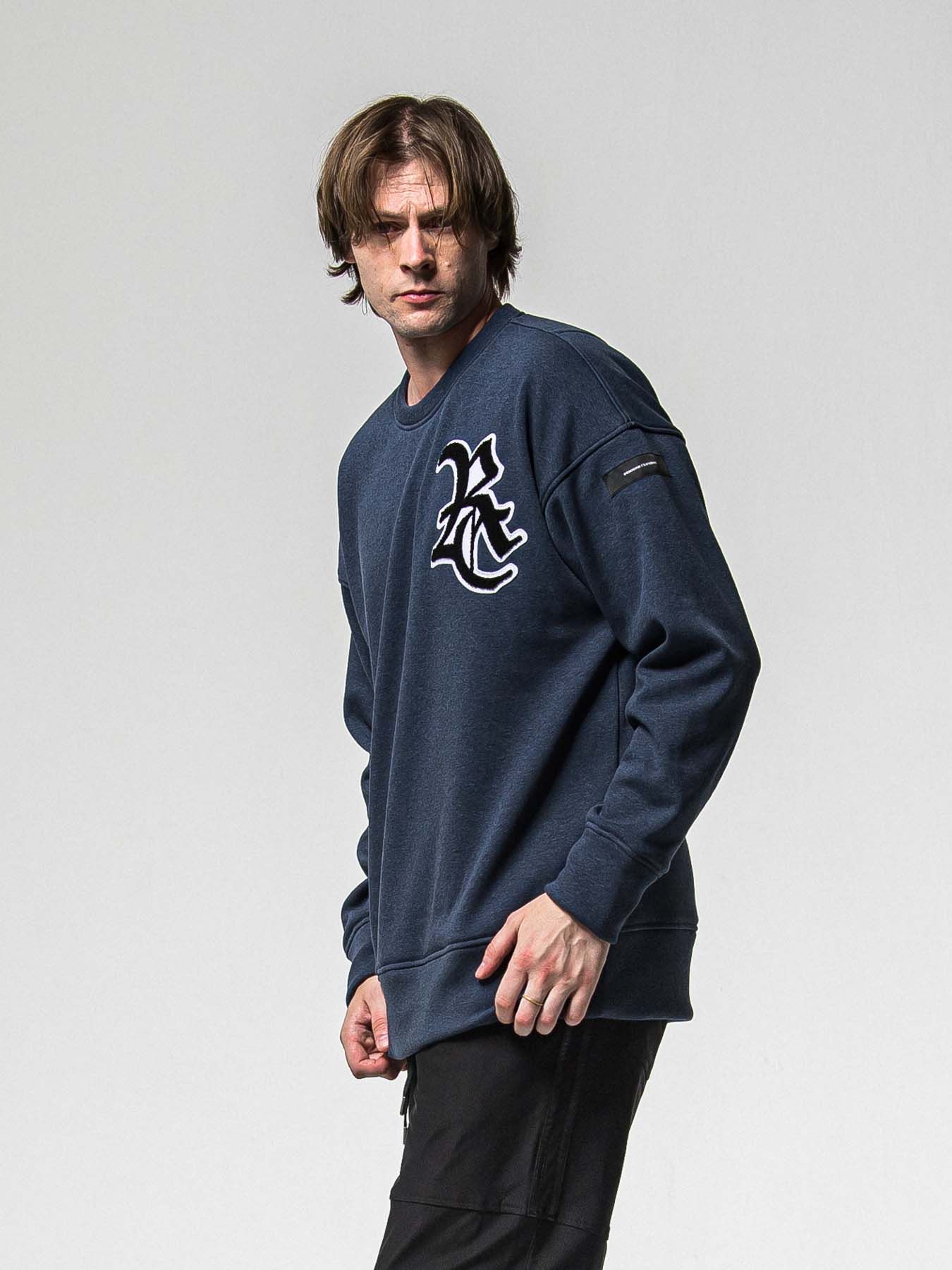 【予約品 8月31日(日) 締切】RC CHENILLE VELOURS FLEECE DROP TRAINER / RCサガラ刺繍ワッペン ベロアフリース ドロップショルダートレーナー / ネイビー