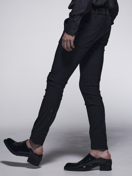 《予約品》 SkinnySlacks / スワロ装飾スキニースラックス / ブラック 【kiryuyrik】 9月以降入荷予定