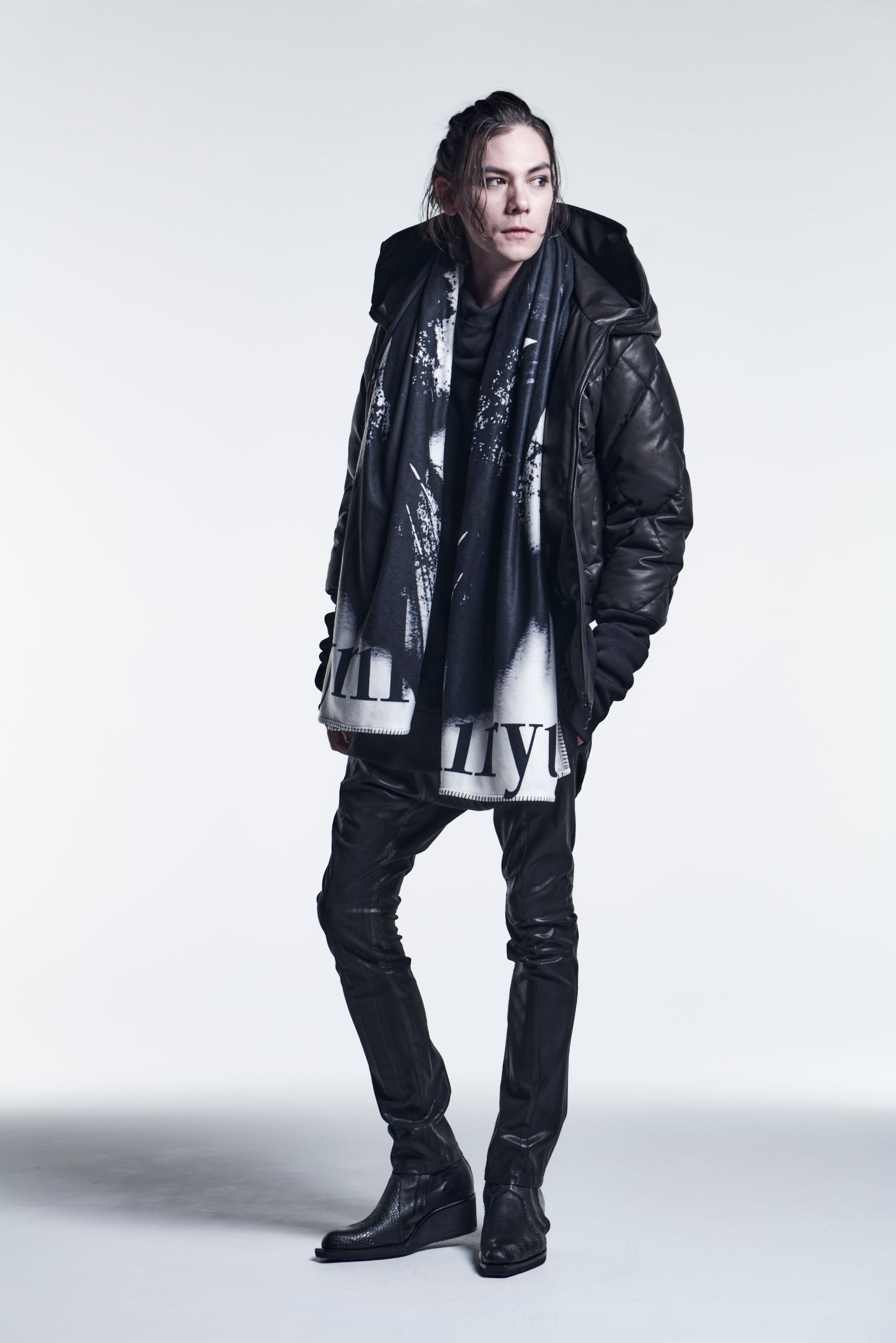 《予約品》 SaruelCurvePants HighTensionJerseyCoating / Black 【kiryuyrik】 10月入荷予定