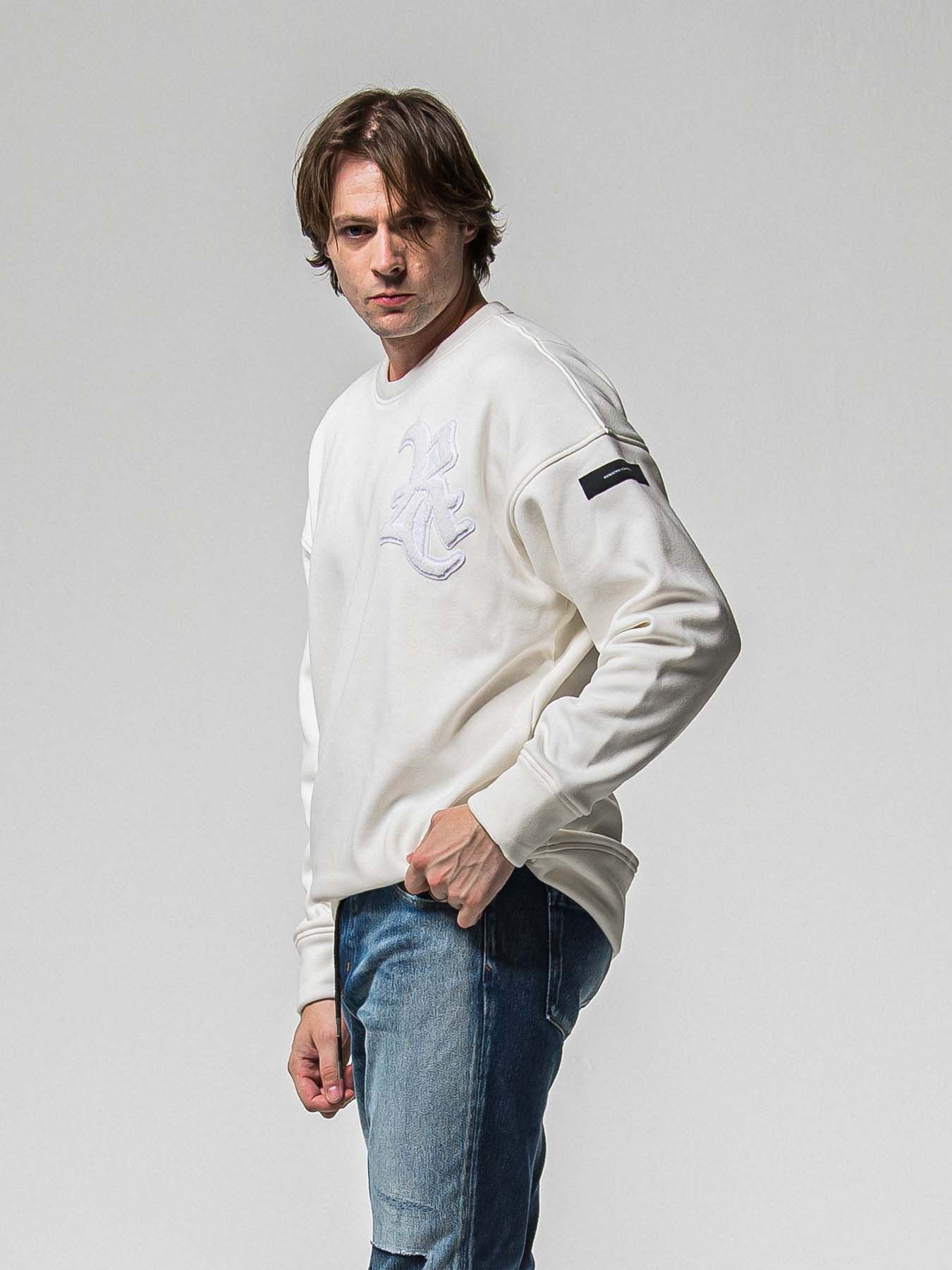 【予約品 8月31日(日) 締切】RC CHENILLE VELOURS FLEECE DROP TRAINER / RCサガラ刺繍ワッペン ベロアフリース ドロップショルダートレーナー / ホワイト